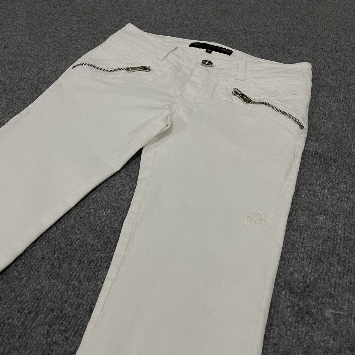 Vivienne Westwood Vivienne Westwood White Skinny Pants Orb Embroidery Size 27" / US 4 / IT 40 - 2 Thumbnail