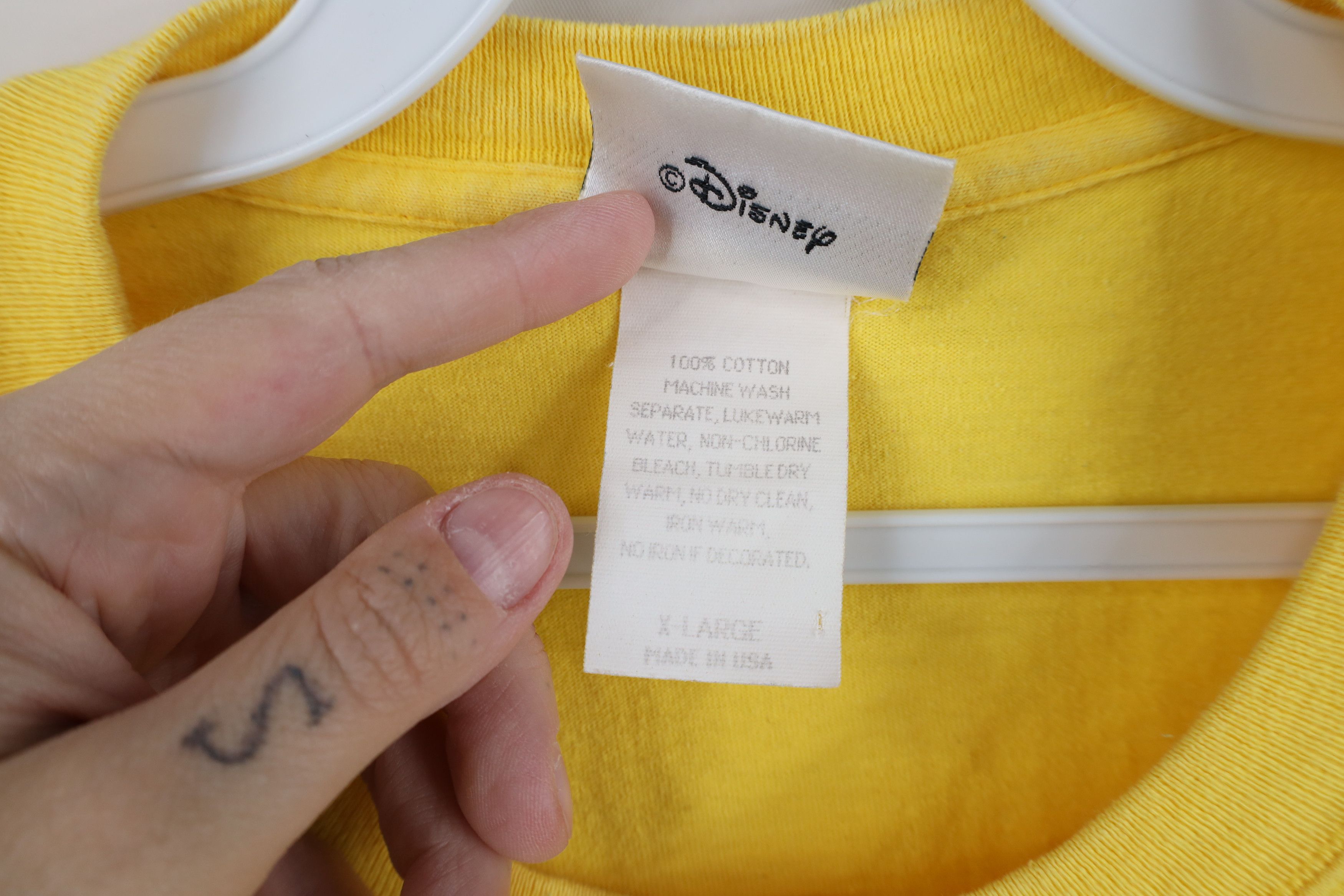 Disney Vintage 90s Walt Disney World Mickey Mouse Pocket T-Shirt Size US XL / EU 56 / 4 - 9 Thumbnail