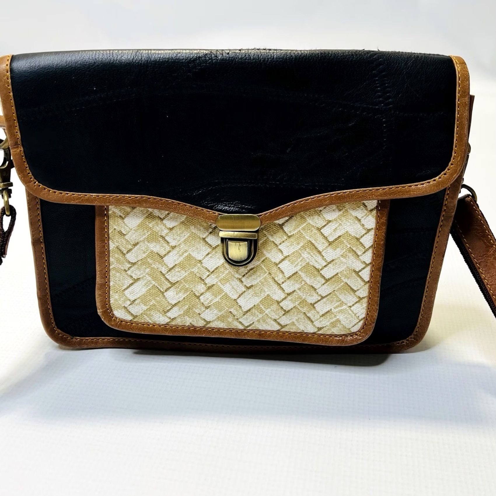 CO Vaan & Co Wide Crossbody Bag Purse Leather Fabric Black Basket Weave NEW Crossbody Bag Womens Small Multicolor Canvas Leather Based on Original Title Size ONE SIZE - 2 Thumbnail