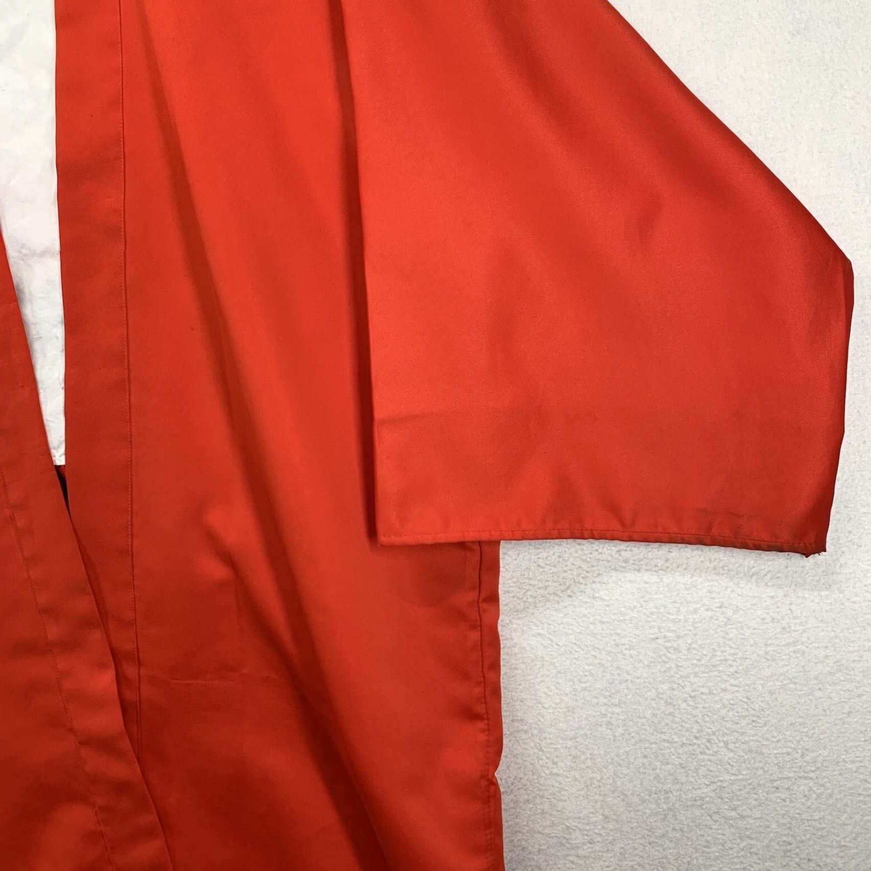 Vintage VINTAGE Kimono Robe Red Embroidered Dragon Made in Japan 100% Polyester Women One Size V-Neck 3/4 Sleeve Size ONE SIZE - 4 Thumbnail