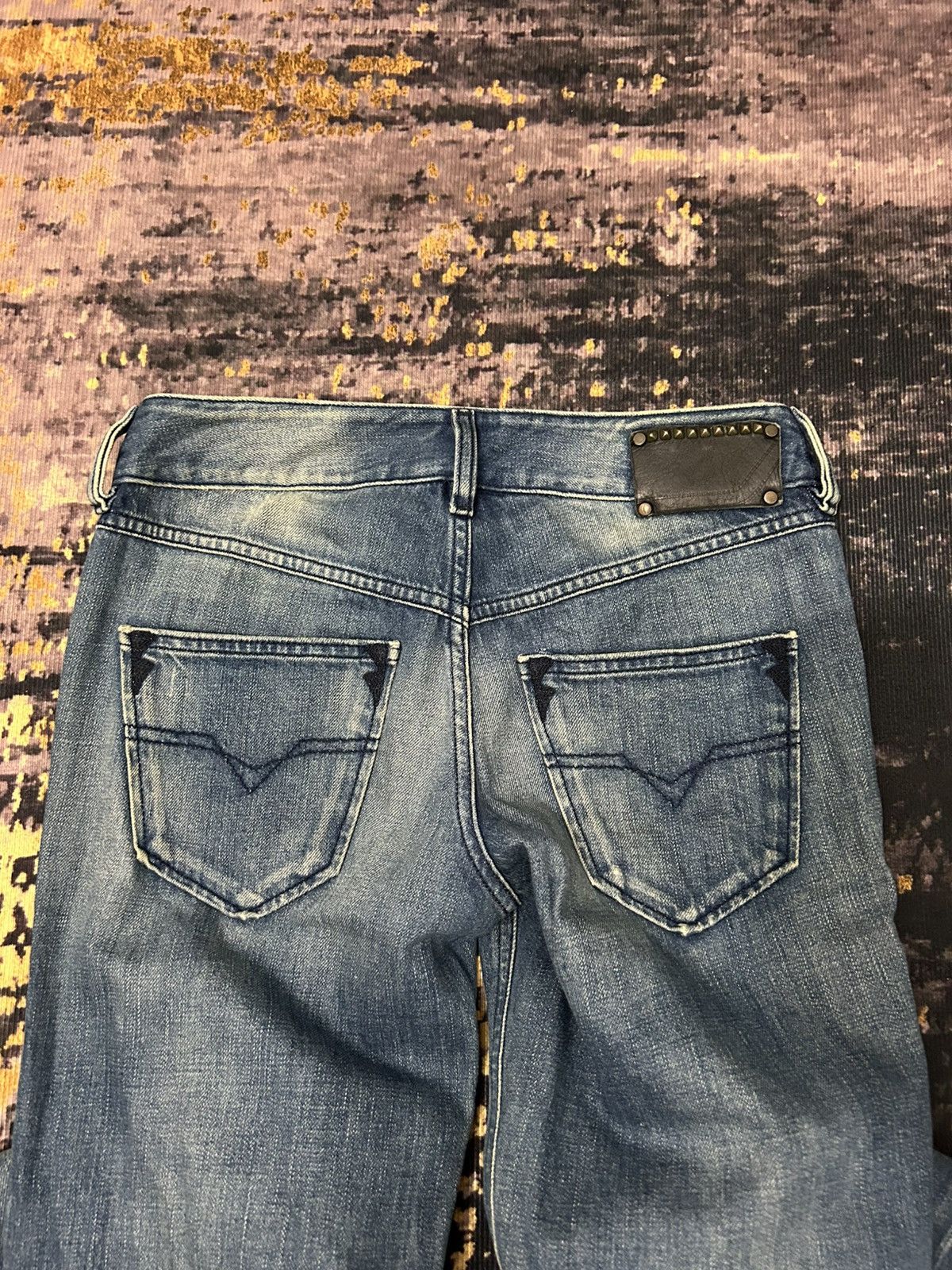 Diesel Diesel Vixy Blue Wash Flare Jeans Size US 28 / EU 44 - 11 Thumbnail