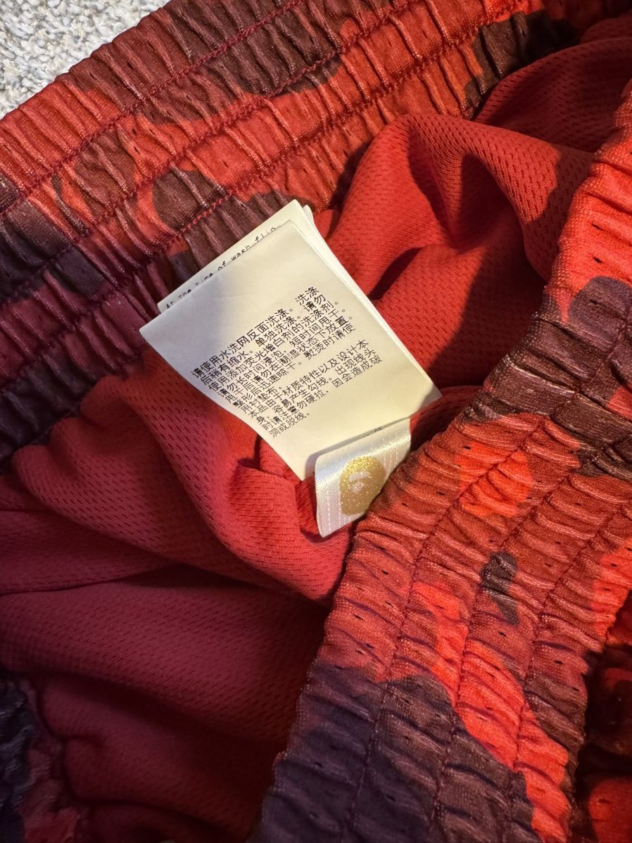 Bape Bape red camo shorts Size US 30 / EU 46 - 5 Thumbnail