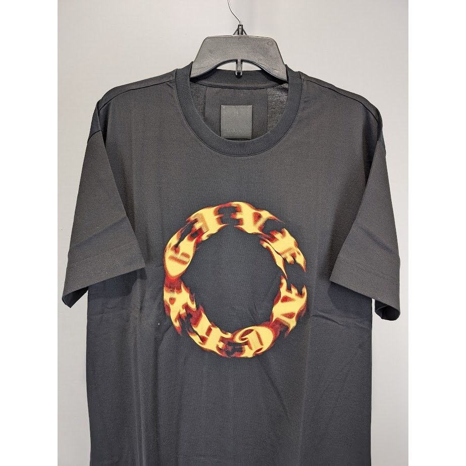 Givenchy o1rshd1 T-Shirt in Black Size US L / EU 52-54 / 3 - 6 Thumbnail