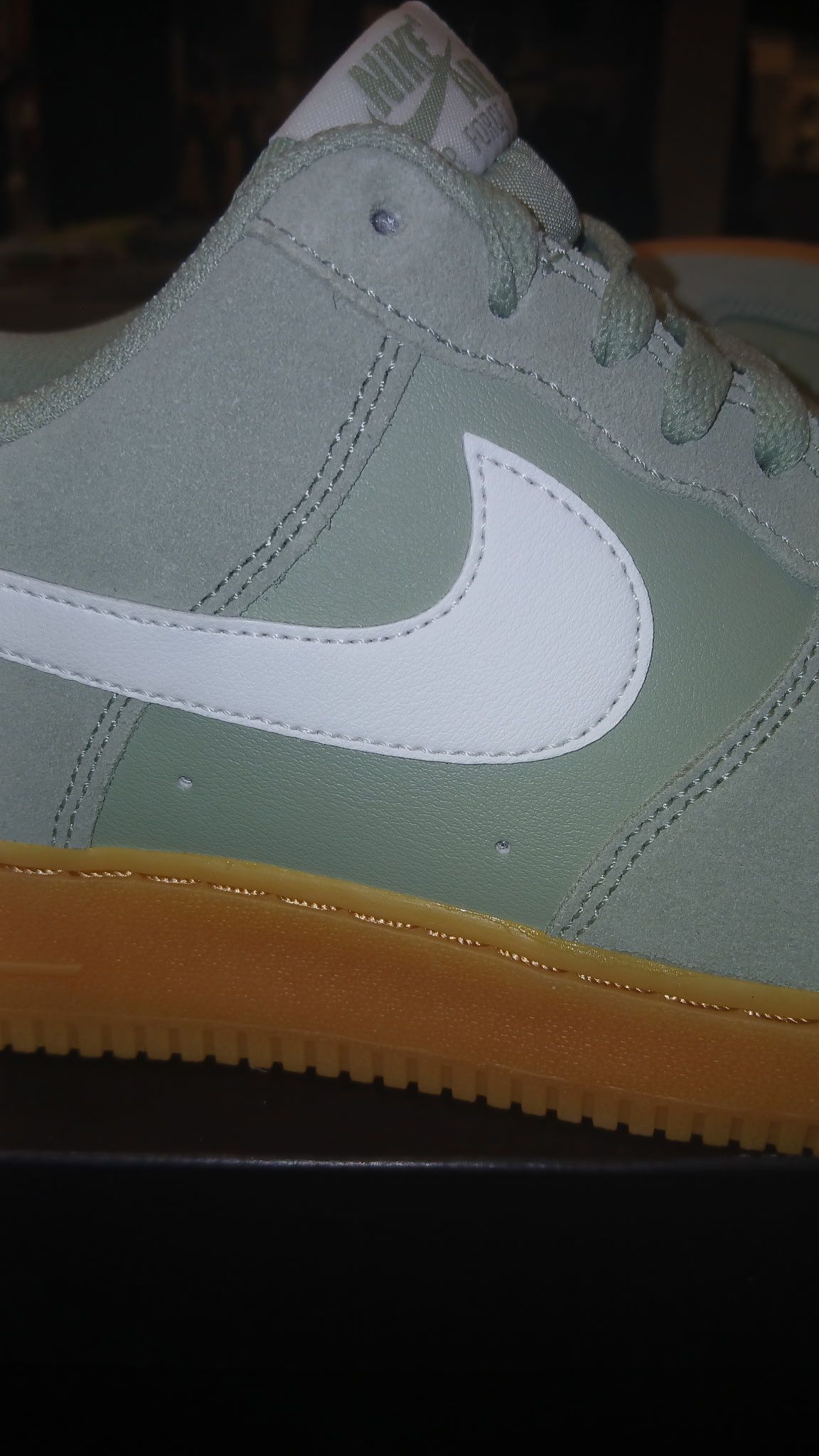 Nike NIKE AIR FORCE 1 07 LV8 Size US 10 / EU 43 - 5 Thumbnail