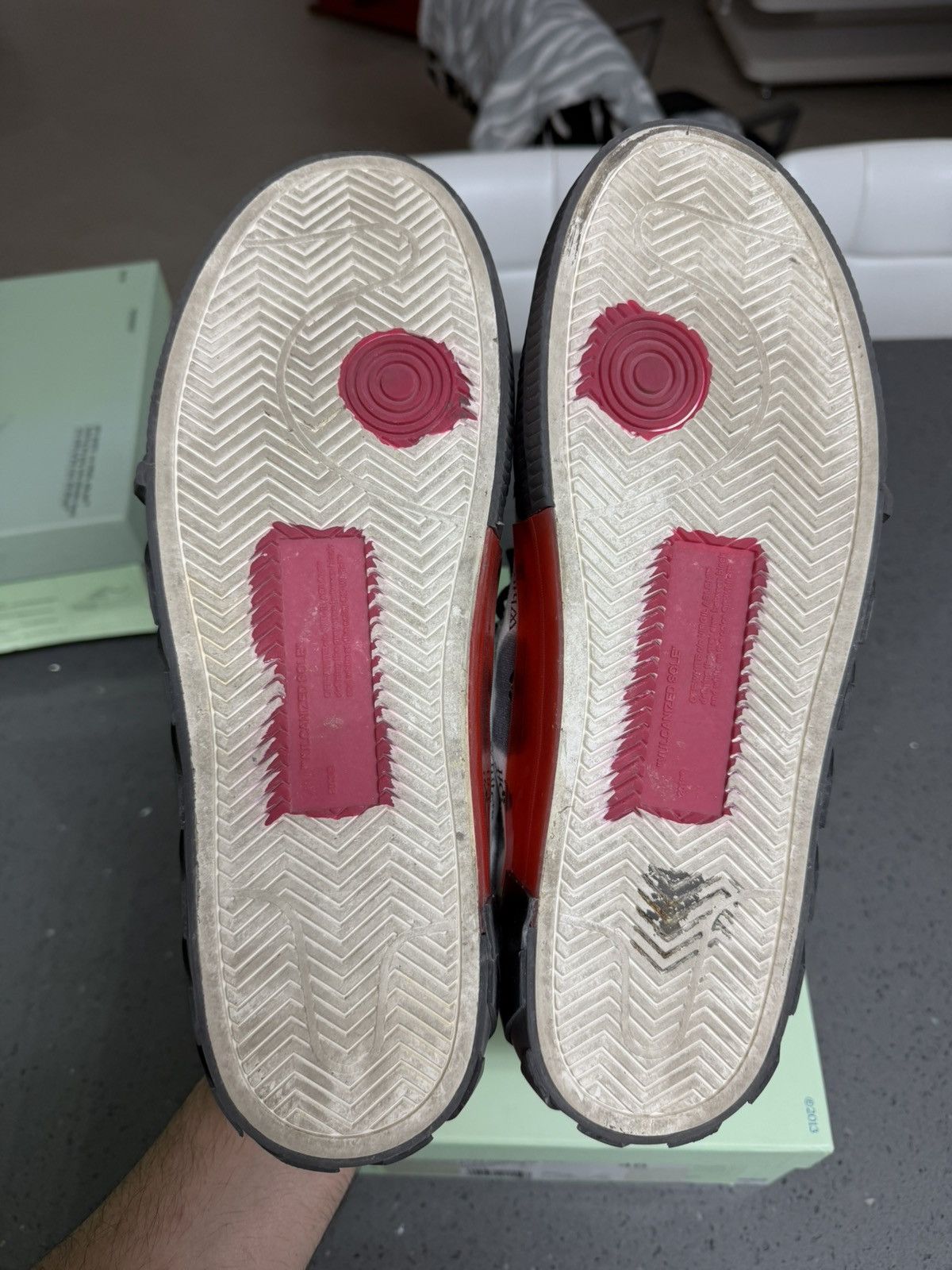 Off-White Off-White Vulc Low Grey Tie Dye AW20 46EU Size US 12 / EU 45 - 6 Thumbnail