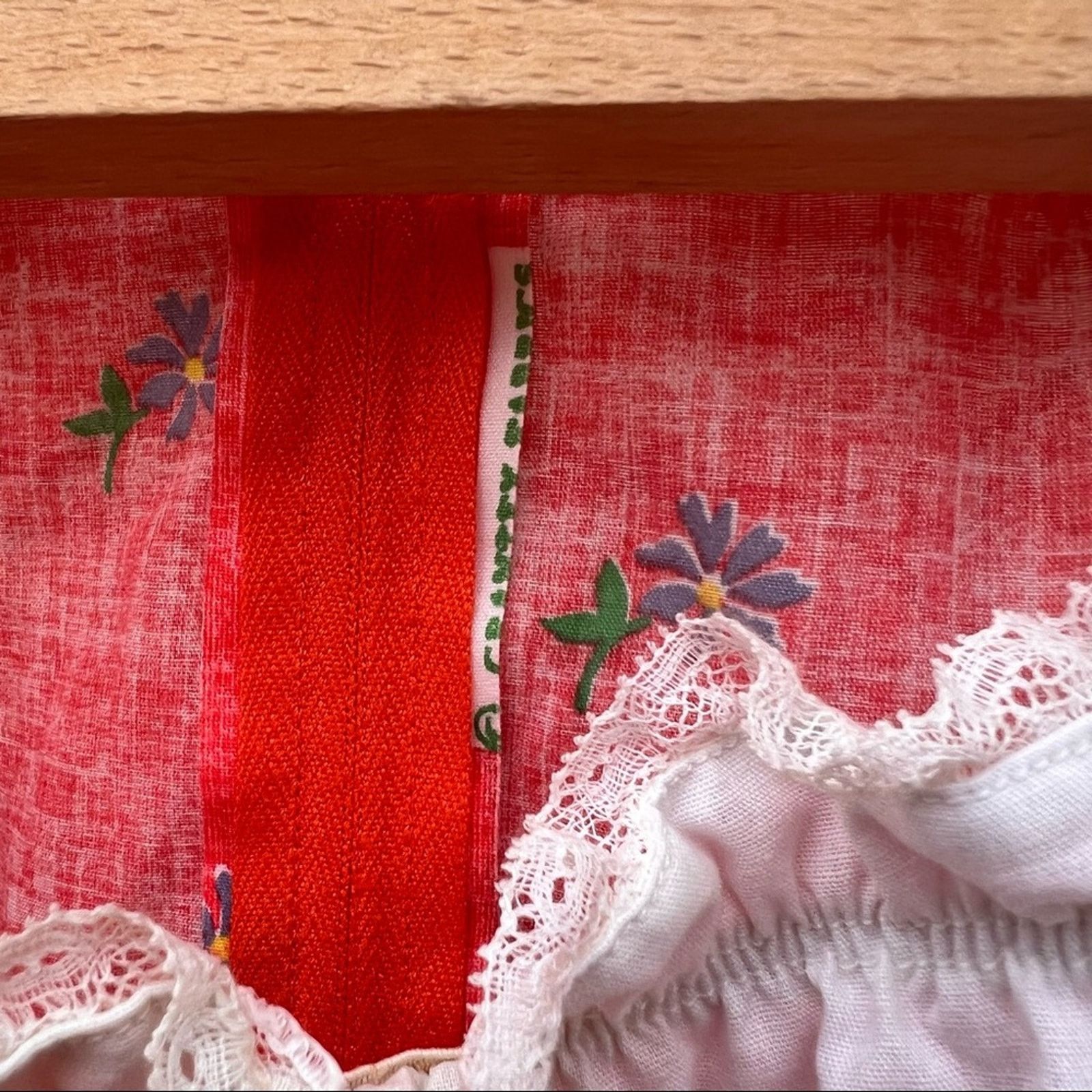 Vintage Vintage Dirndl pink coral calico square dance dress MEDIUM Size M / US 6-8 / IT 42-44 - 8 Thumbnail