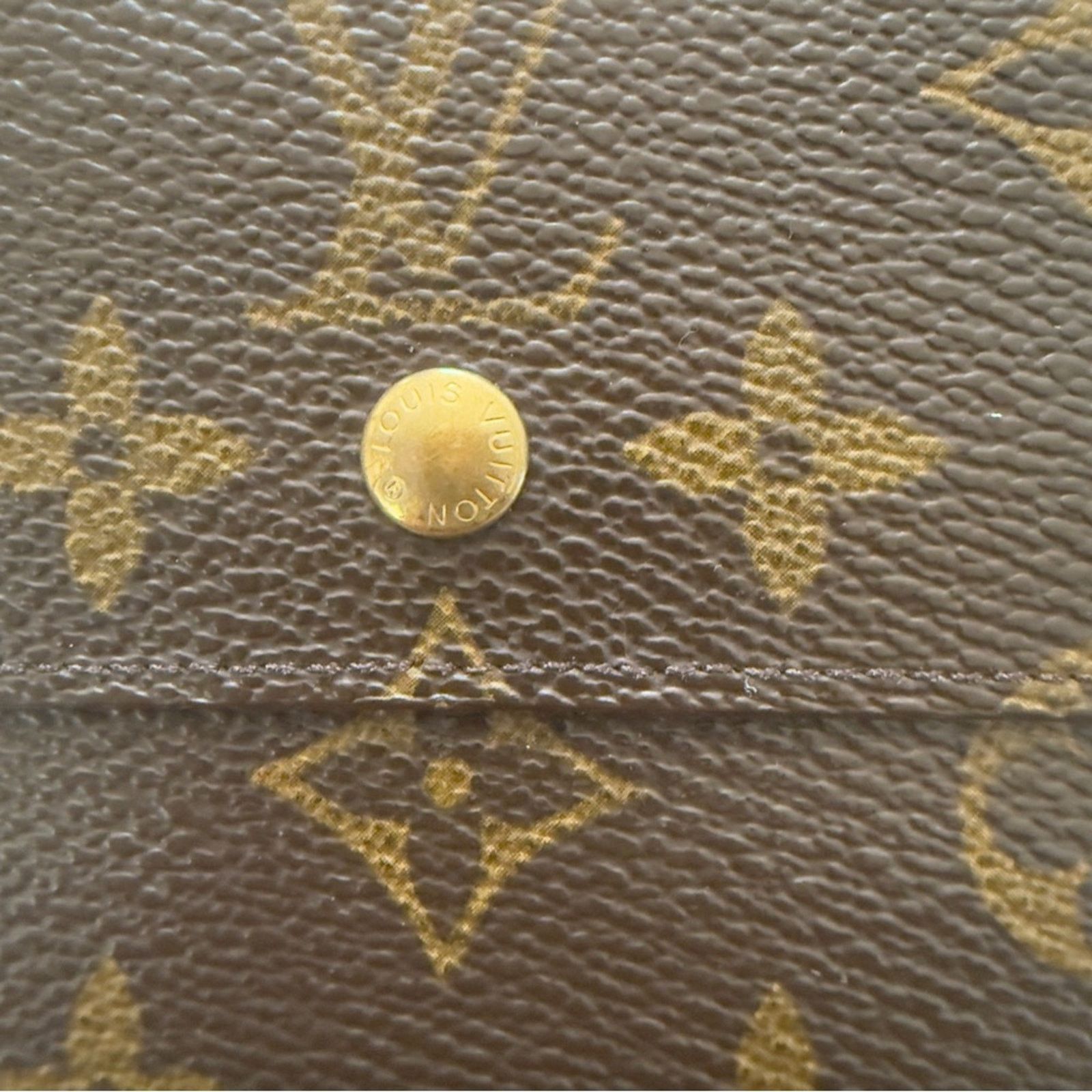 Louis Vuitton Louis Vuitton Monogram Canvas Compact Card Holder Size ONE SIZE - 2 Thumbnail