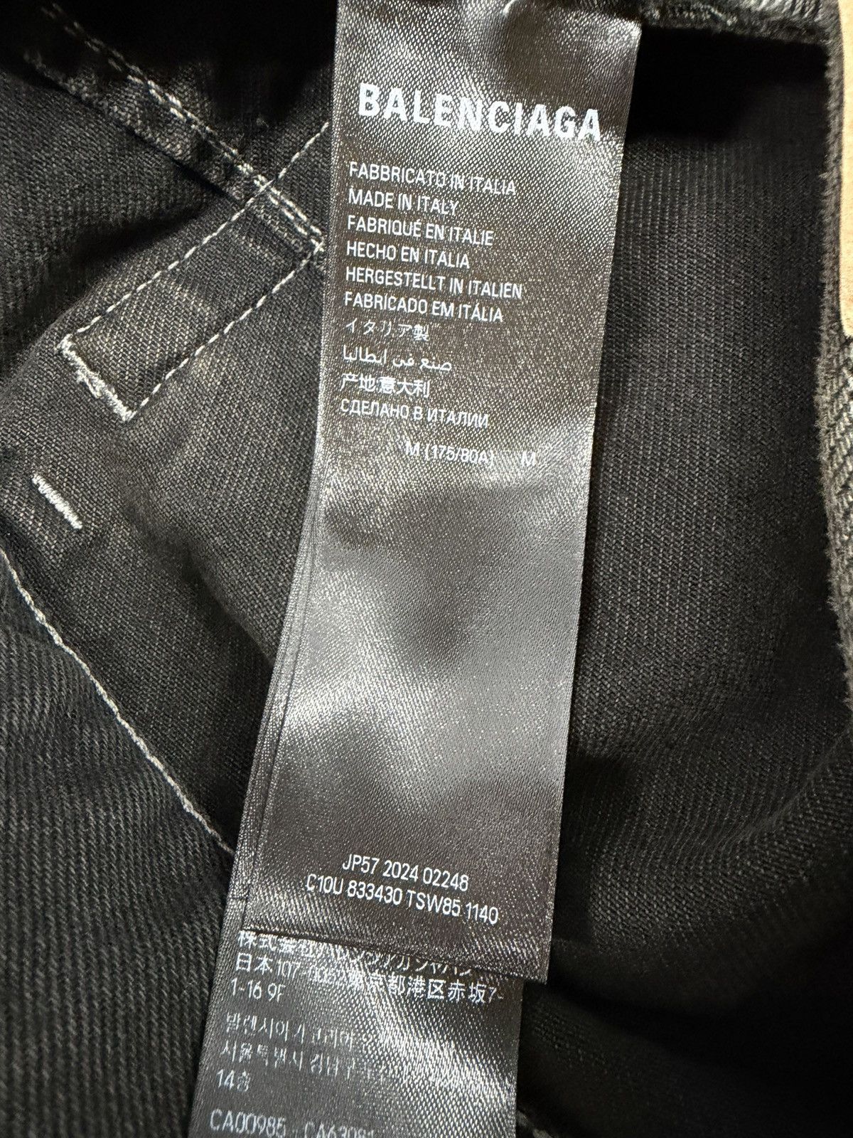 Balenciaga Balenciaga Low Waist Distressed Jeans Summer25 Size US 32 / EU 48 - 4 Thumbnail