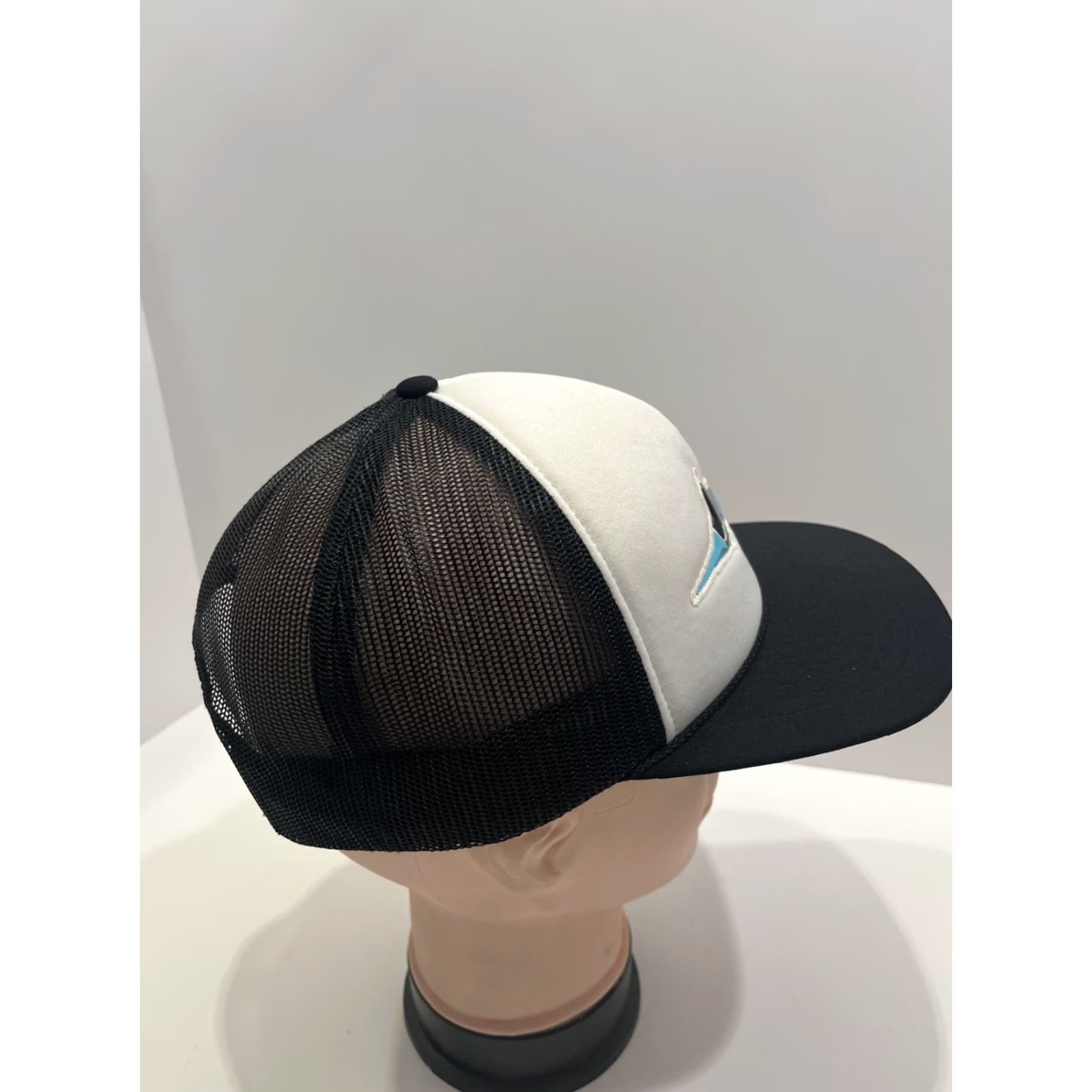 Vintage Fathom Wake Trucker Hat Dee Jay Silver Co-Lab Size ONE SIZE - 4 Thumbnail