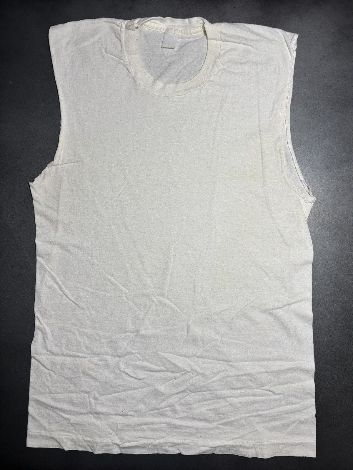 Vintage Vintage Sleeveless Tee Blank Tank Top Thrashed 90s 80s Work Size US M / EU 48-50 / 2 - 7 Thumbnail