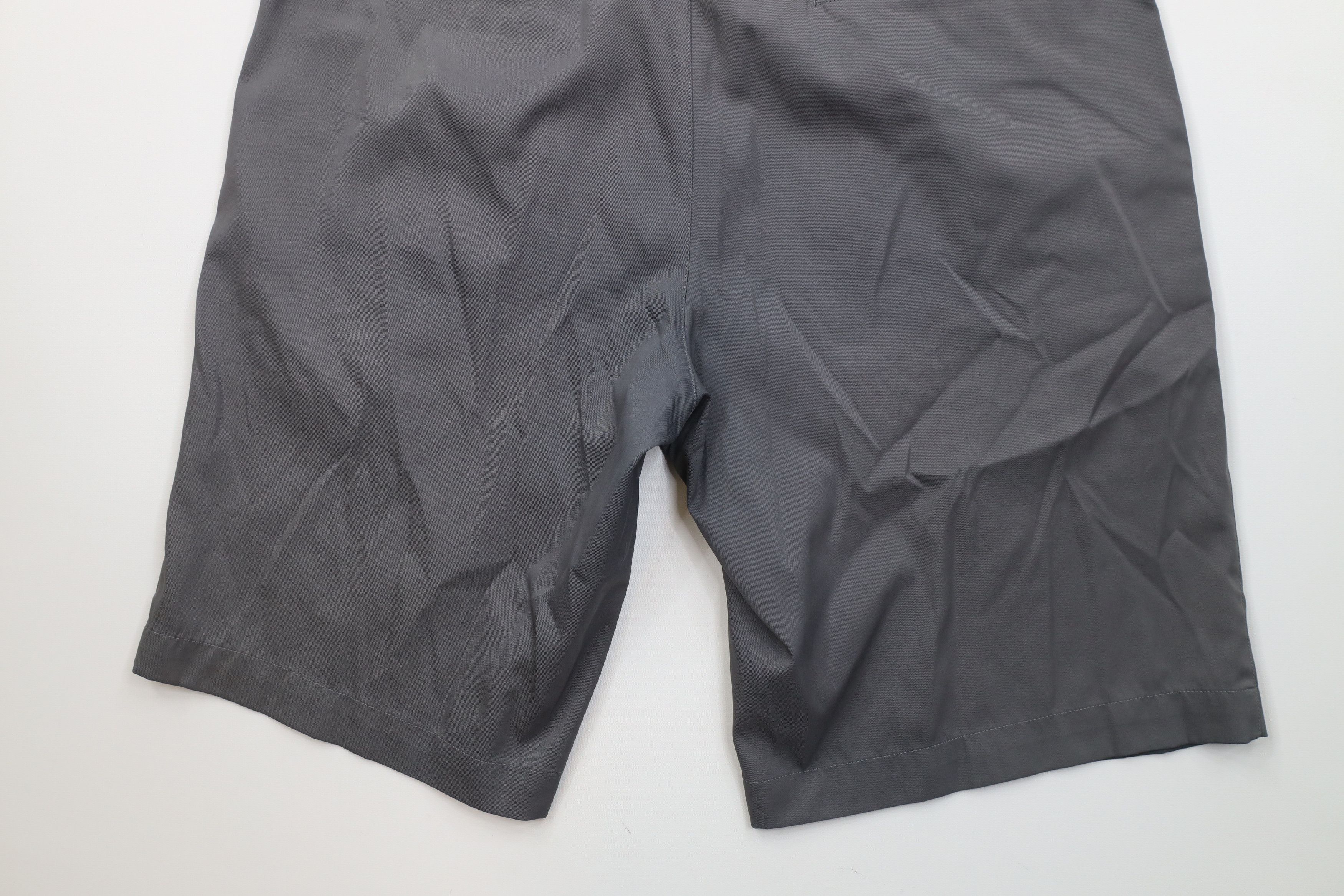 Nike Nike Golf Tour Performance Sun Faded Golfing Chino Shorts Size US 33 - 11 Thumbnail