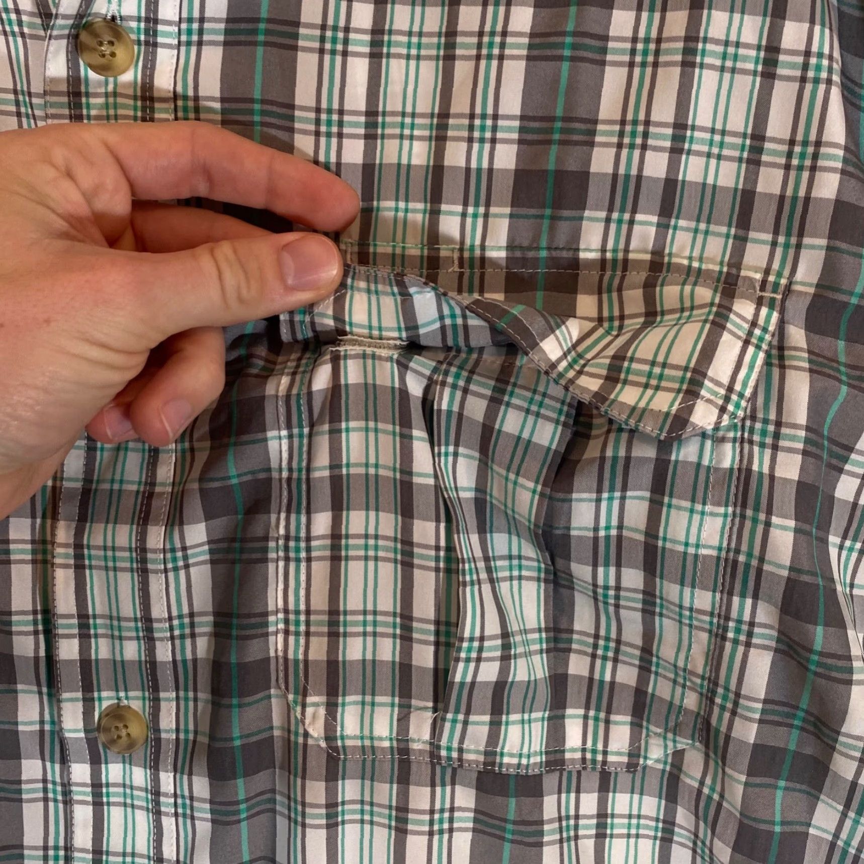 Duluth Trading Company Duluth Trading Co Shirt Mens XL Extra Large Gray White Button Down Long Sleeve Plaid Regular Mens Size US XL / EU 56 / 4 - 4 Thumbnail