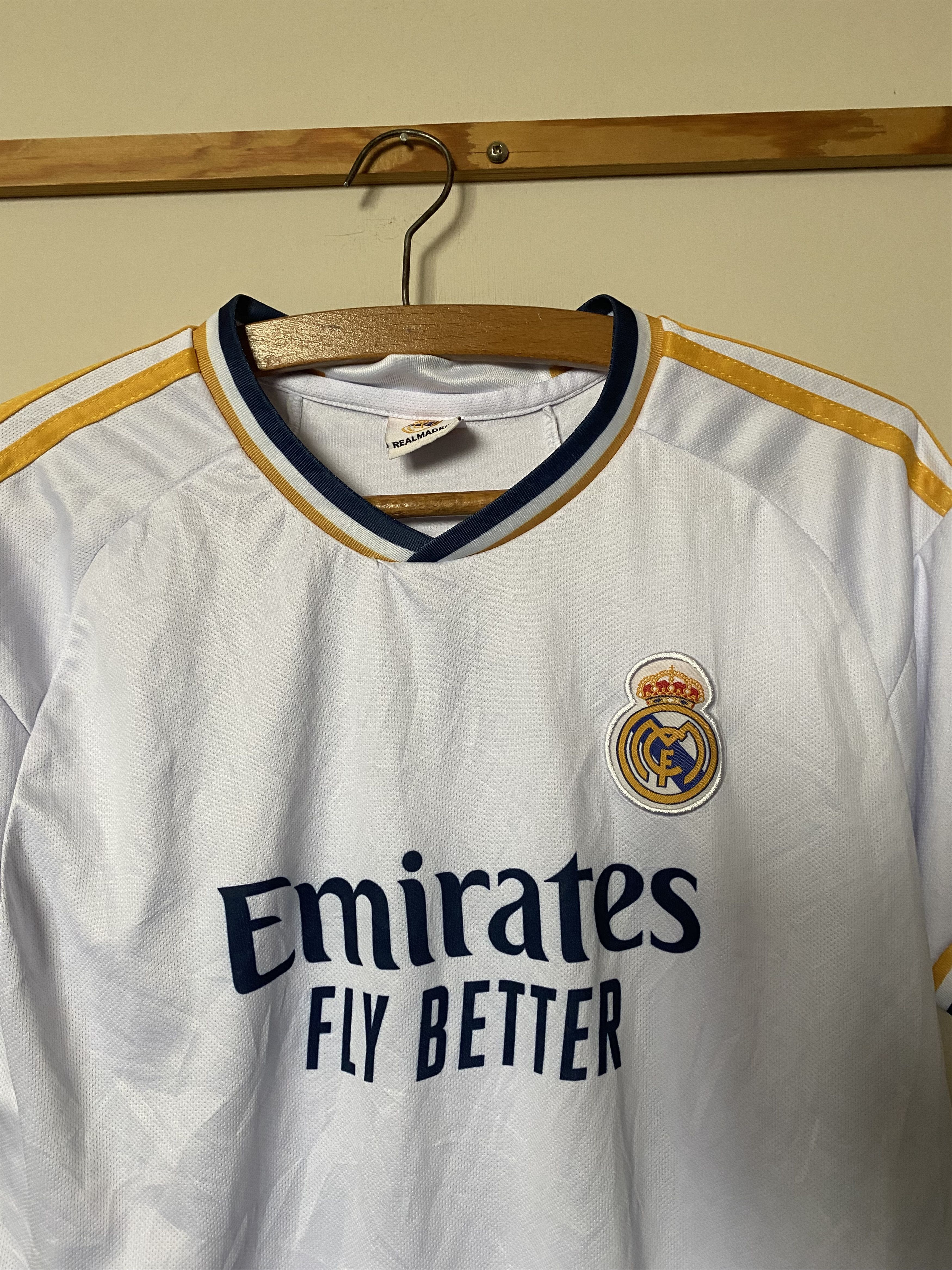 Other REAL MADRID F.C. #20 VINI JR. - children's - UNIQUE Size US XXS / EU 40 - 4 Thumbnail