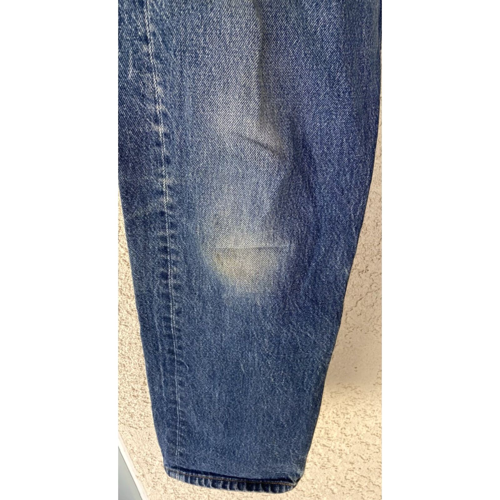 Levi's VINTAGE Levi’s 501 Jeans Button Fly Worn Fade Size 34 34 Measure W 32.5 in L L 31 Men Straight Regular Blue Denim 1980s USA Size US 34 / EU 50 - 6 Thumbnail