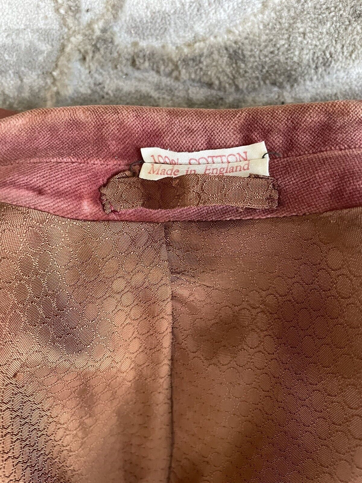 Velvet GRANNY TAKES A TRIP VELVET JACKET 1970’s MAROON ROCK STAR Size 34R - 6 Thumbnail