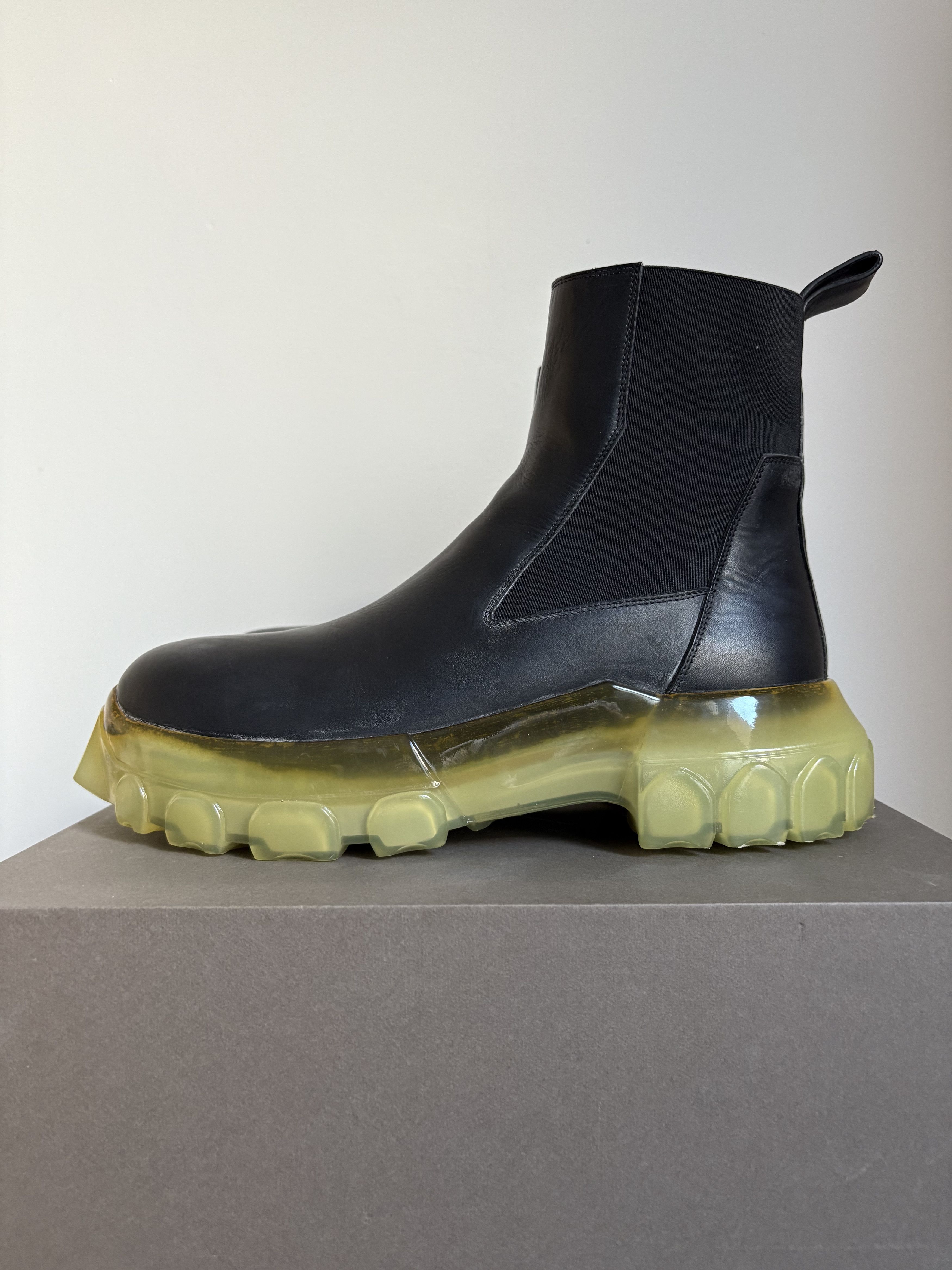Rick Owens Rick Owens LARRY FW19 Tractor Beetle Black/Clear sole Size US 9.5 / EU 42-43 - 3 Thumbnail