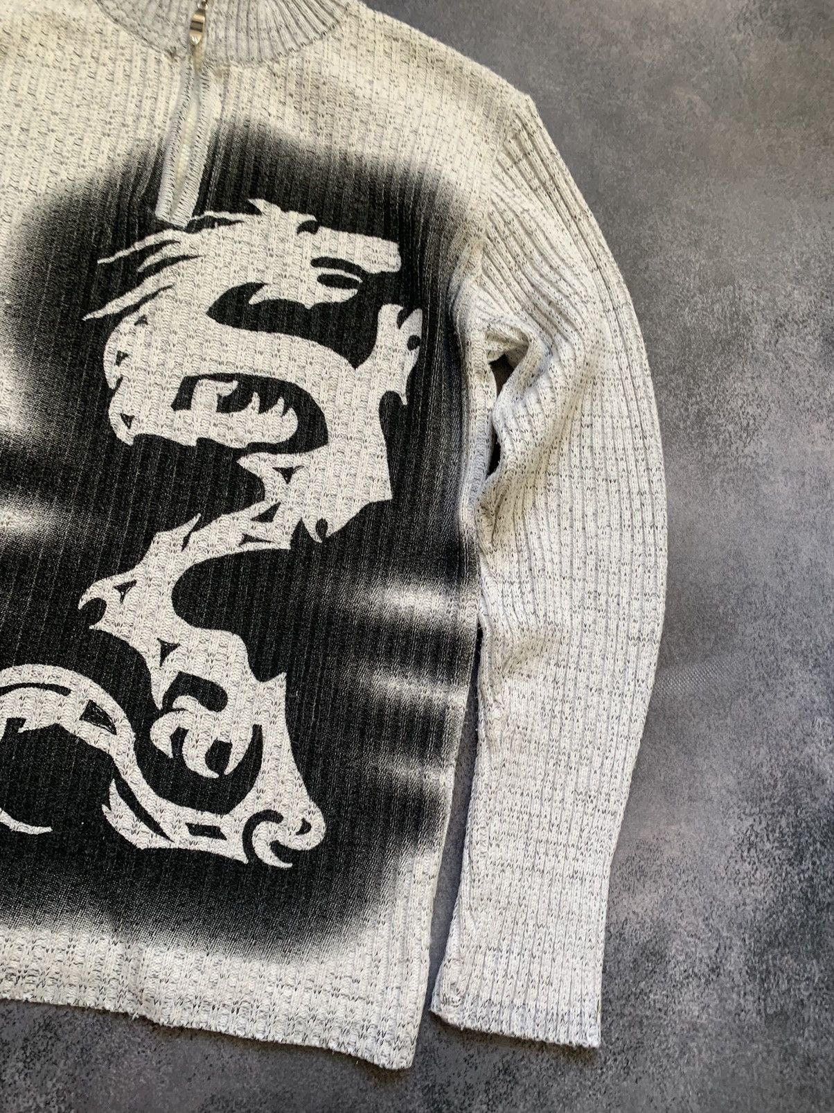 Japanese Brand × Vintage Vintage 90s Japanese Dragon Abstract Sweater Streetwear Y2K Size US L / EU 52-54 / 3 - 9 Thumbnail