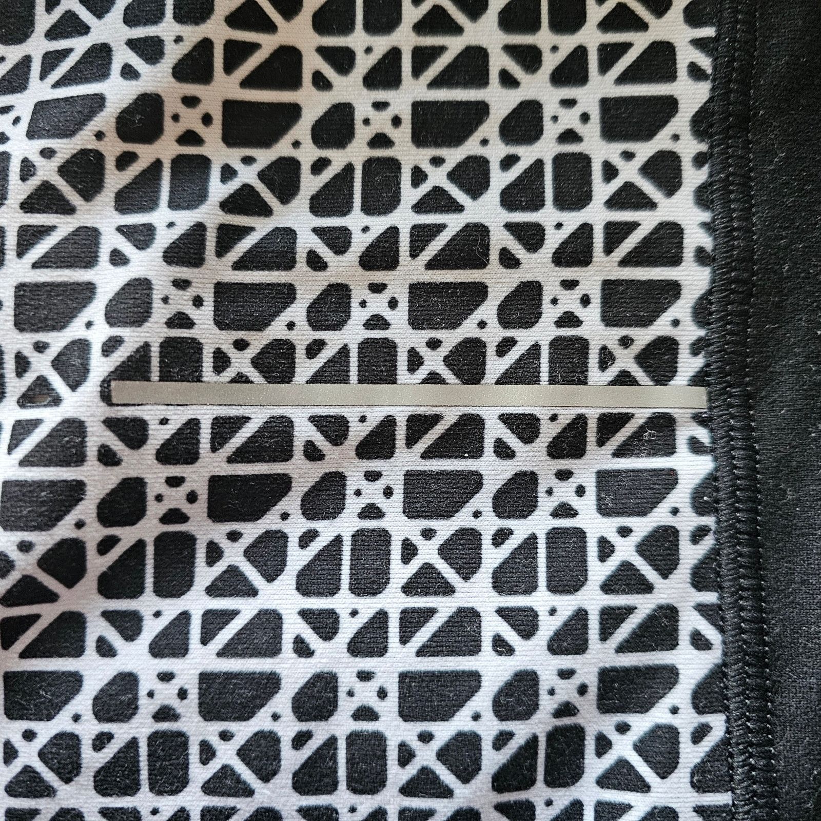 Champion Champion C9 Quarter Zip Geometric Print Black Panels Size M Size M / US 6-8 / IT 42-44 - 5 Thumbnail