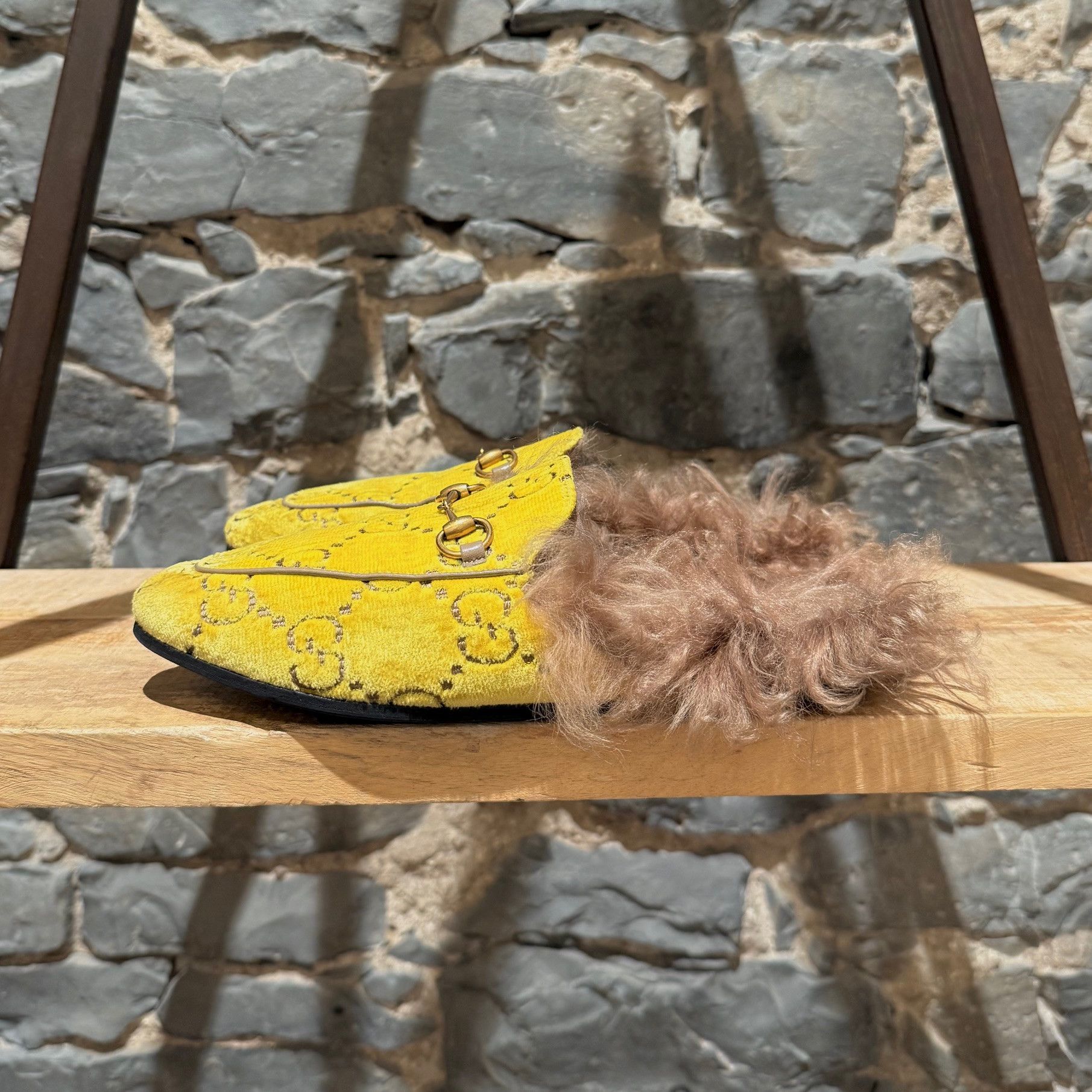 Gucci Gucci Yellow Velvet GG Princetown Fur-lined Slippers Mules Size US 8.5 / IT 38.5 - 5 Thumbnail