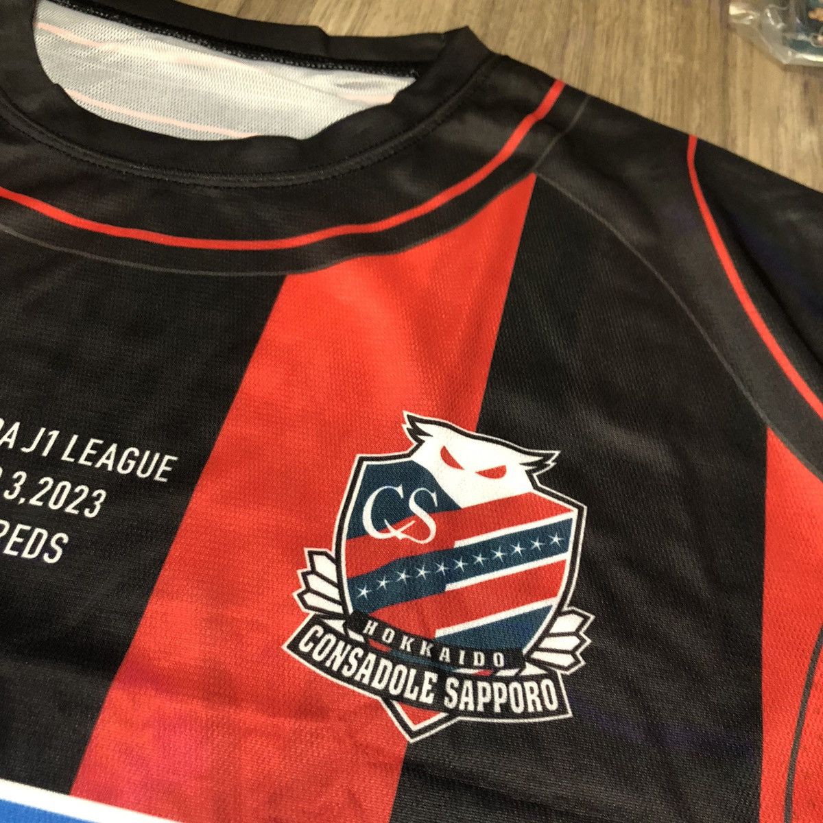 Mizuno Consadole sapporo shiji Ono farewell supporter jersey Size US XL / EU 56 / 4 - 6 Thumbnail