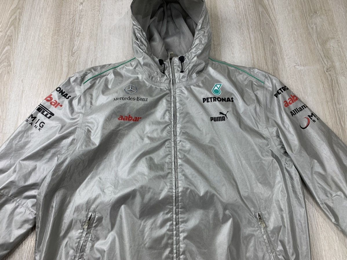 Mercedes-Benz × Puma Mens jacket Puma Mercedes AMG Petronas Size XL Size US XL / EU 56 / 4 - 3 Thumbnail