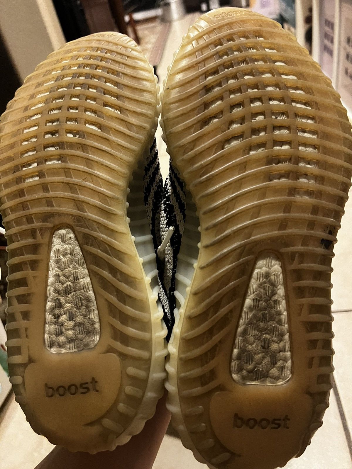Adidas Adidas Yeezy 350 Zebra Size US 9.5 / EU 42-43 - 7 Thumbnail