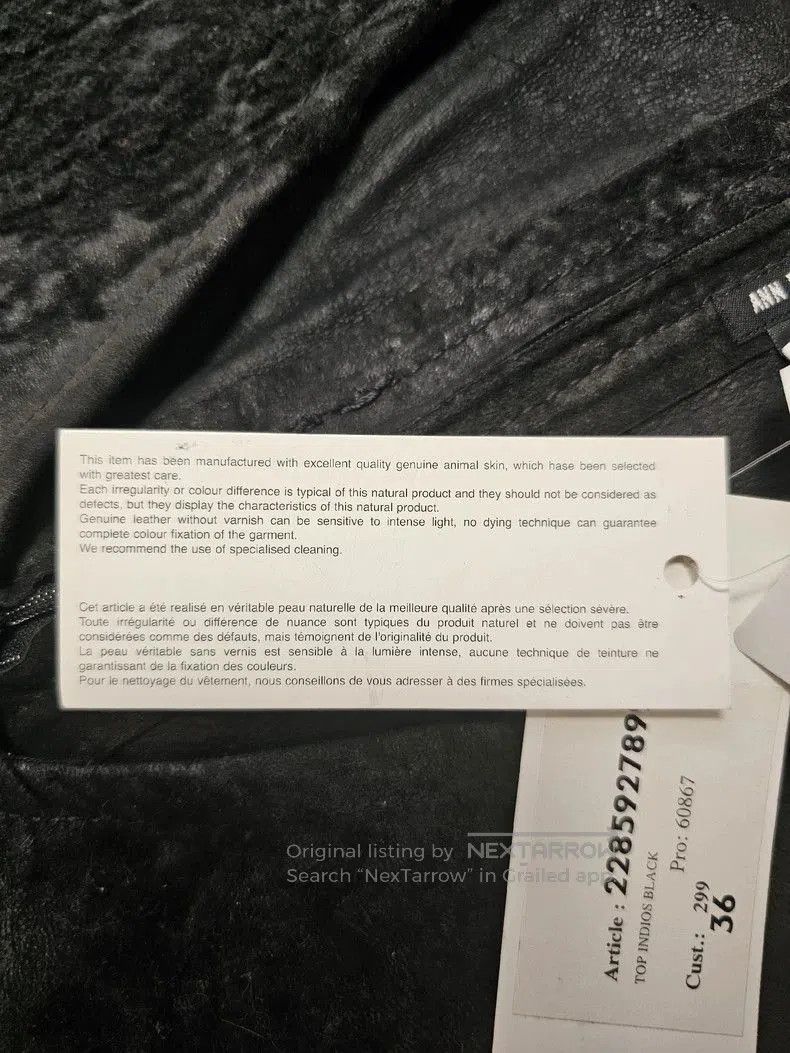 Ann Demeulemeester Ann demeulemeester shows leather vests for men and women. Size US M / EU 48-50 / 2 - 5 Thumbnail