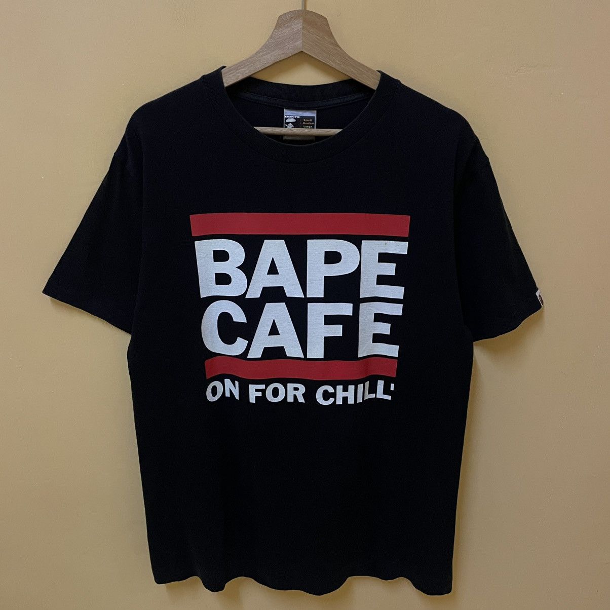 Bape Vintage BAPE Cafe T Shirt Size US L / EU 52-54 / 3 - 1 Thumbnail