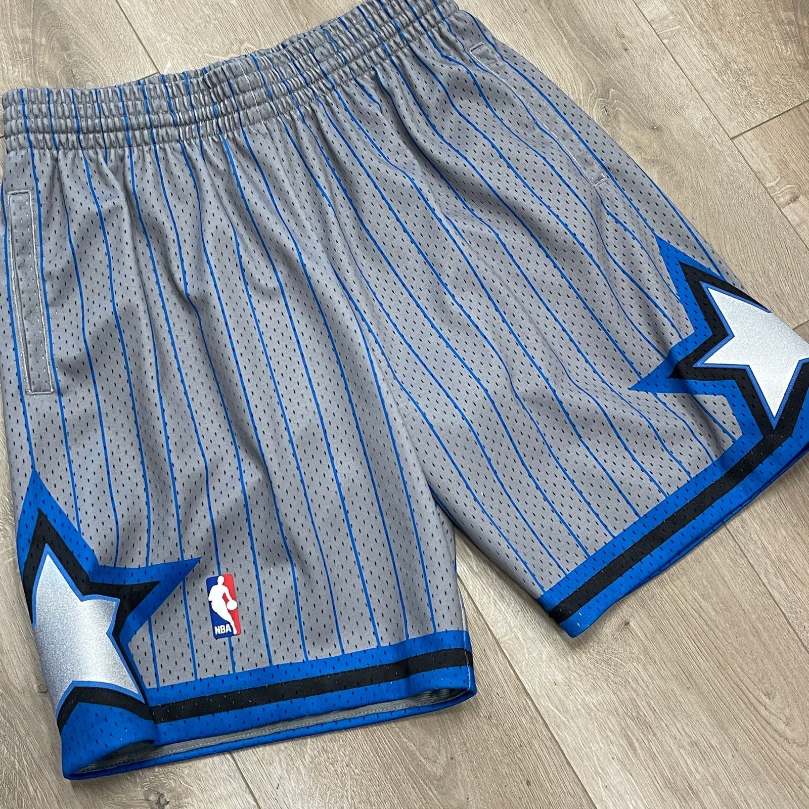 Mitchell & Ness Mens Mitchell & Ness NBA Reload Swingman Short Magic Medium Size US 30 / EU 46 - 2 Thumbnail