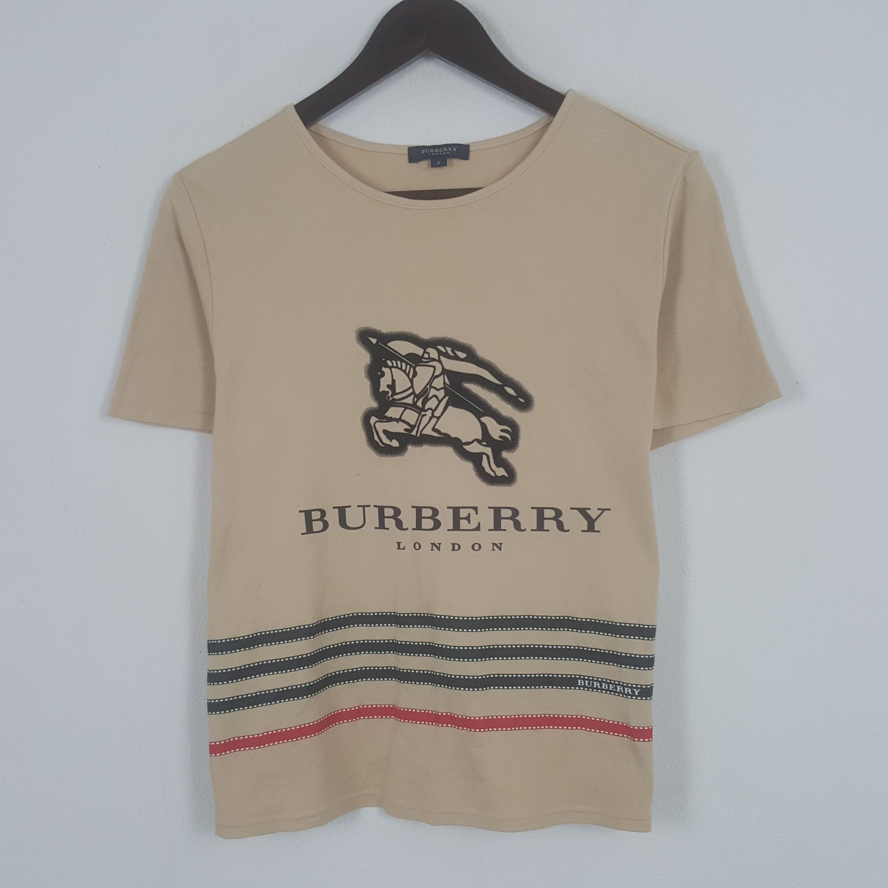 Burberry × Vintage Vintage Burberry London Nova Check Custom Spell Out Tshirt Size M / US 6-8 / IT 42-44 - 1 Thumbnail