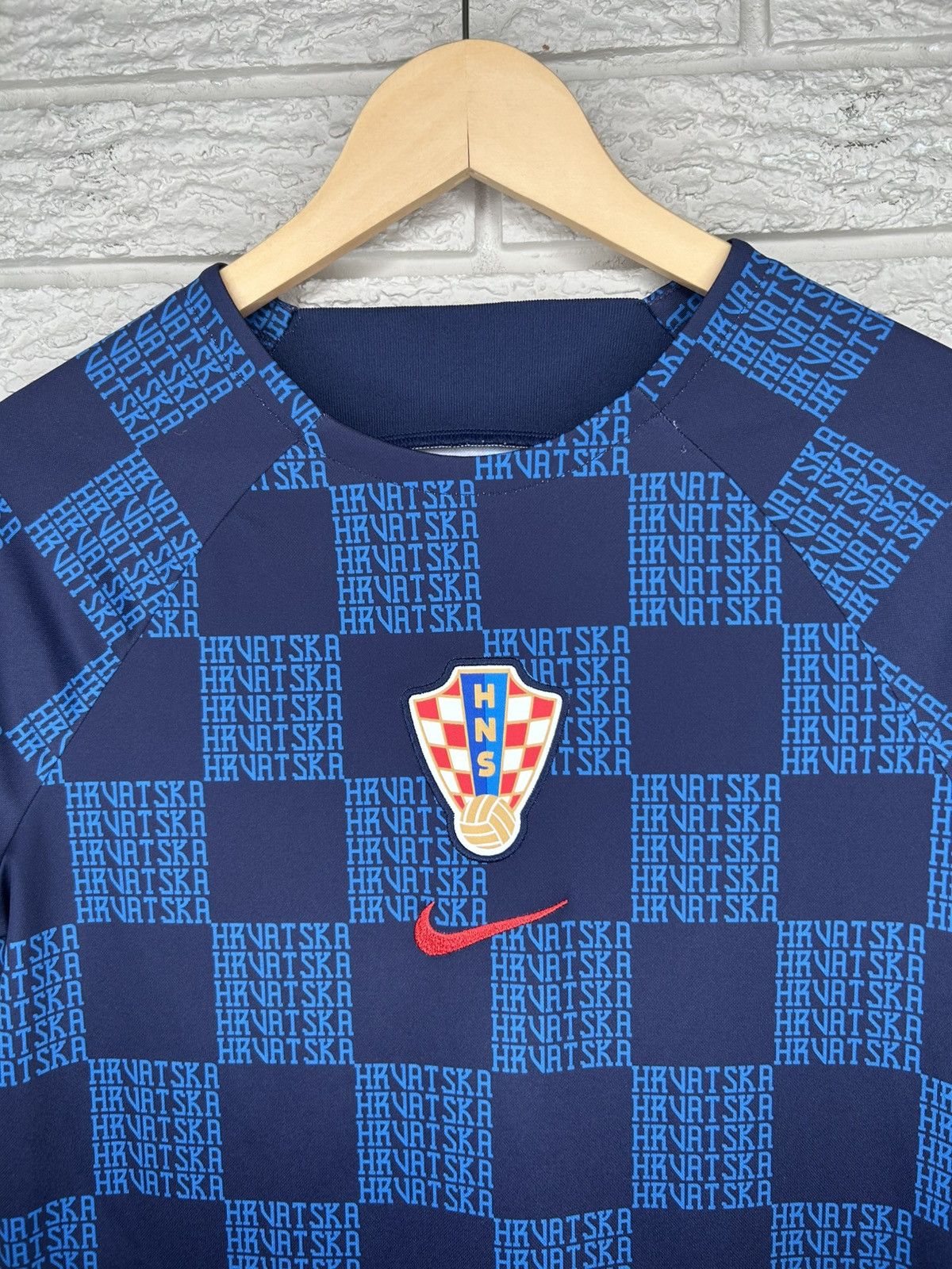 Nike Nike Croatia 2022/2023 Training Jersey Size US S / EU 44-46 / 1 - 3 Thumbnail