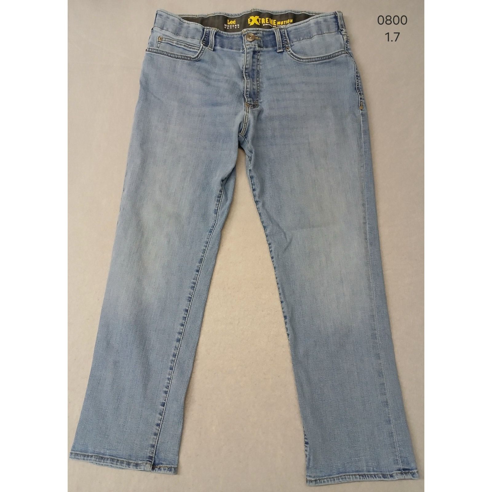 Lee Lee Modern (32x30) Straight Fit Tapered Leg Blue Denim Jeans Size US 32 / EU 48 - 1 Thumbnail