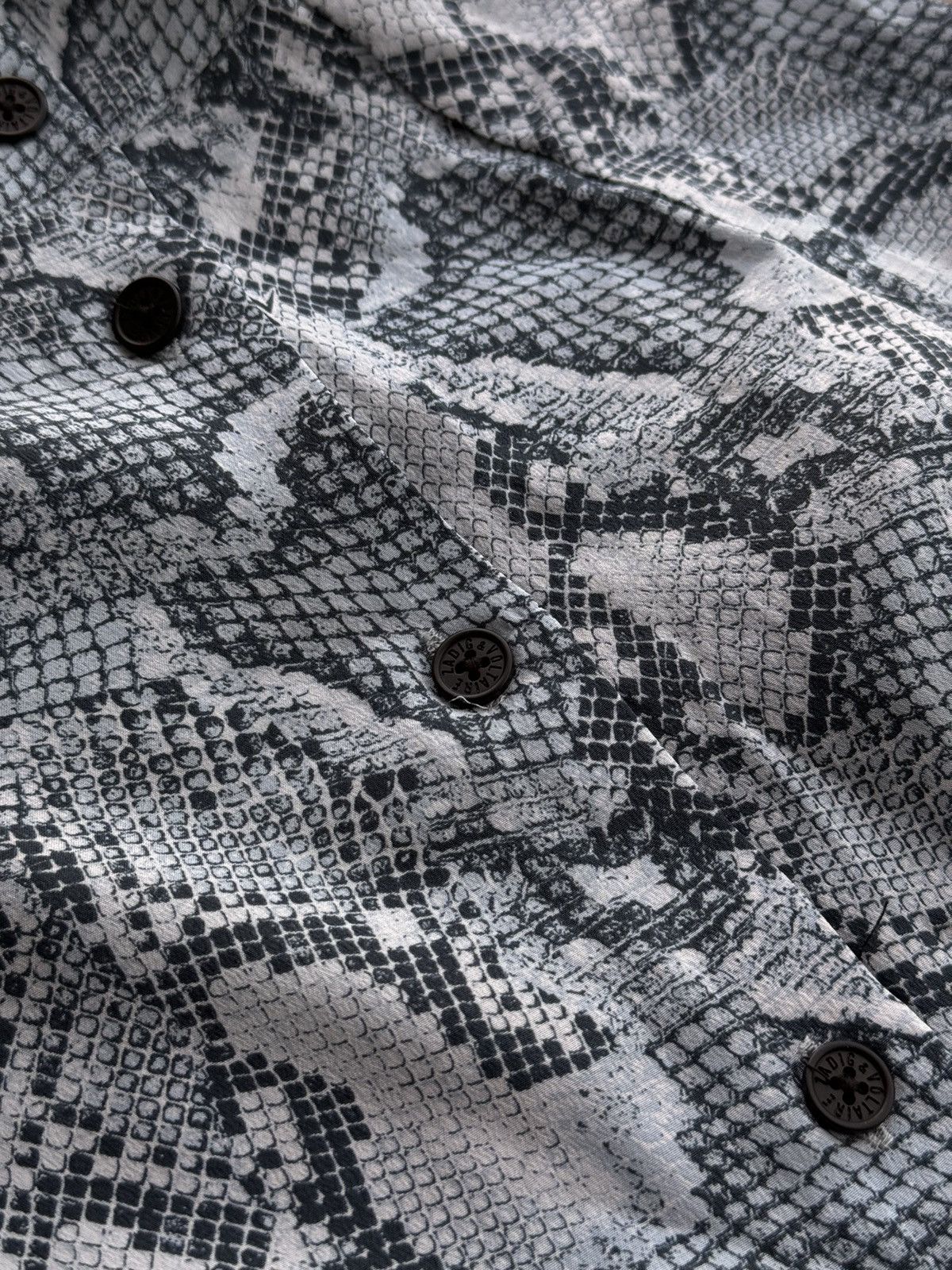 Vintage × Zadig & Voltaire Vintage Zadig-Voltaire June Midi Python Print Silk Skirt Size 26" / US 2 / IT 38 - 8 Thumbnail