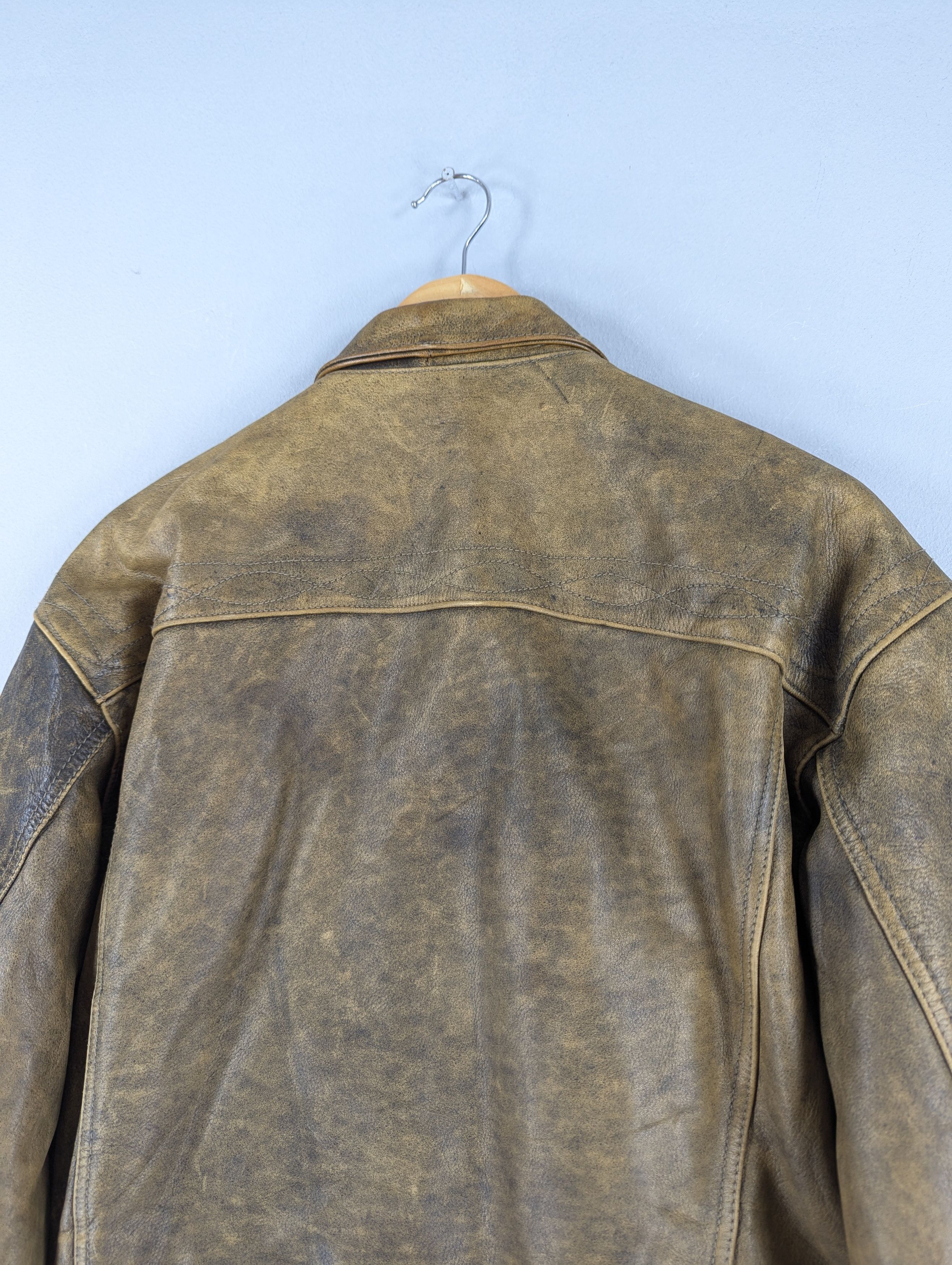 Chevignon Vintage 80s W.R.D Chevignon Patina Distressed Leather Jacket Size US L / EU 52-54 / 3 - 11 Thumbnail
