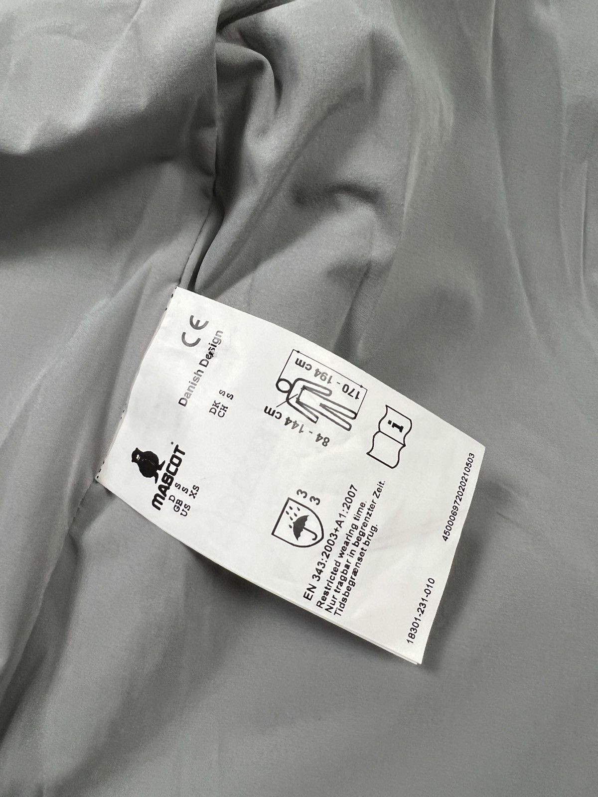 Moscot Mascot Accelerate Outer Shell Waterproof Jacket Black Sz S Size US S / EU 44-46 / 1 - 12 Thumbnail
