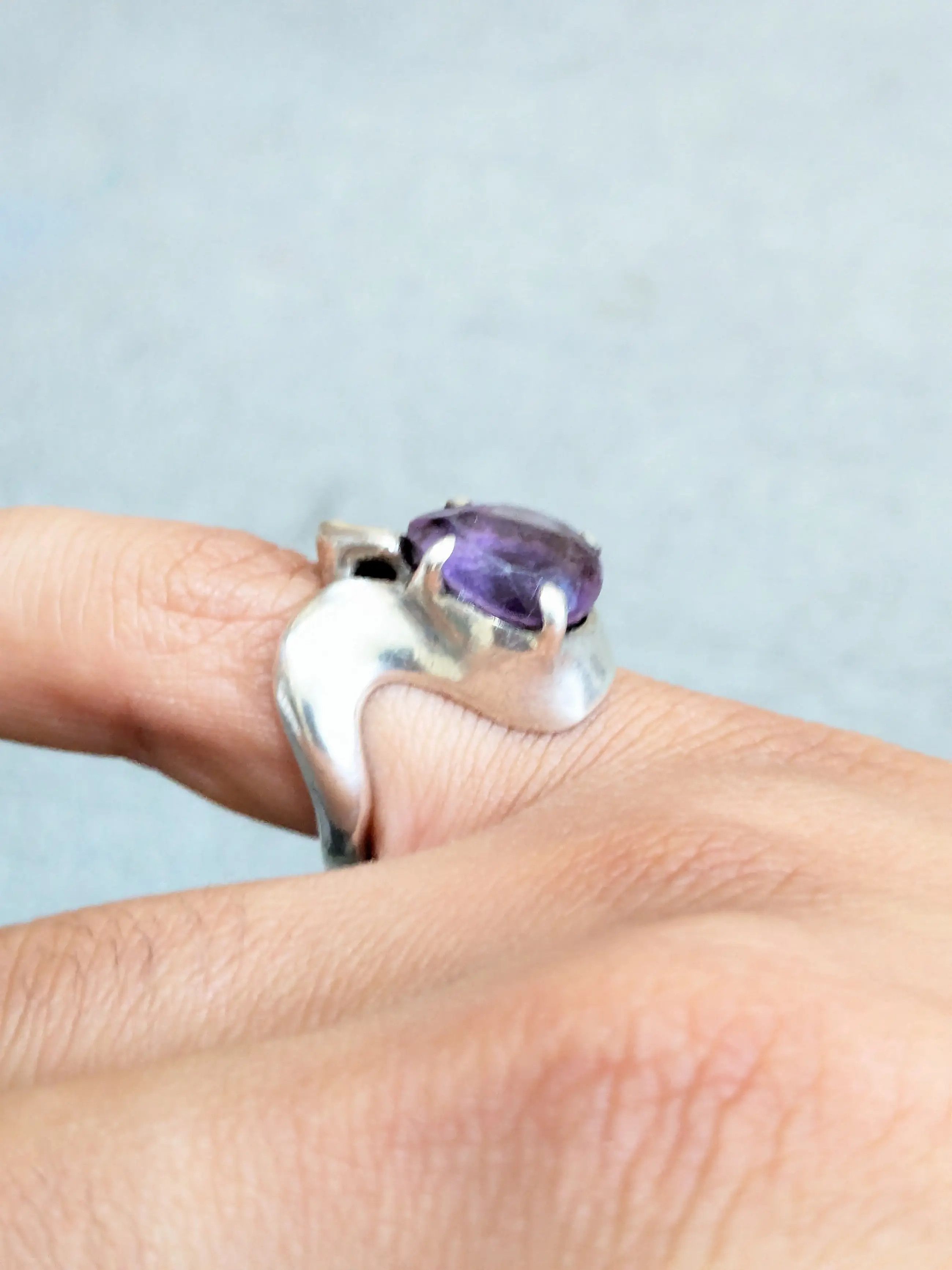 Vintage Vintage Sterling Silver Ring 6.75 Amethyst Modern Abstract Size ONE SIZE - 12 Thumbnail