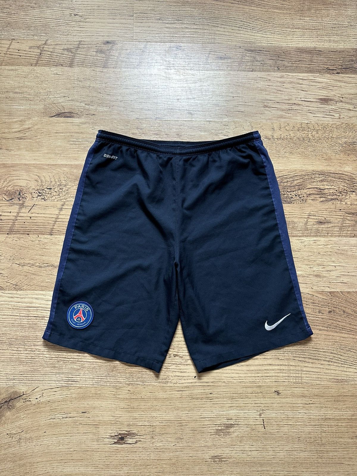 NIKE X SOCCER JERSEY VINTAGE NIKE PSG FC SOCCER SHORTS