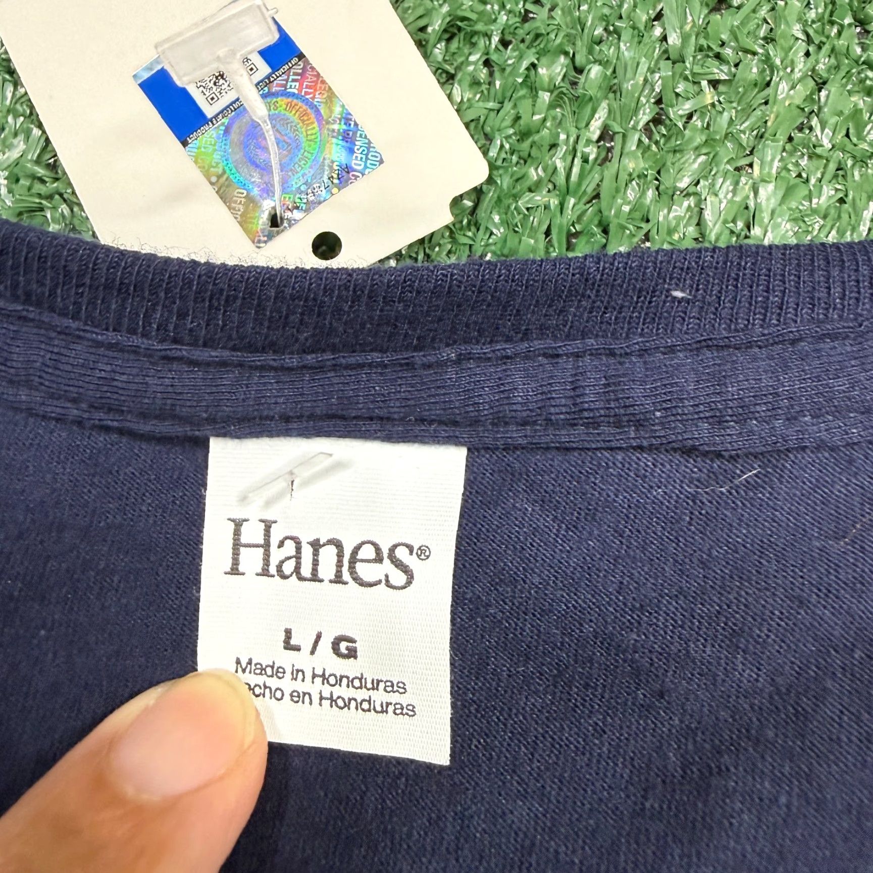 Hanes VINTAGE Hanes UC San Diego Tritons USD Toreros Women’s T Shirt Size L Blue V Neck Size L / US 10 / IT 46 - 3 Thumbnail