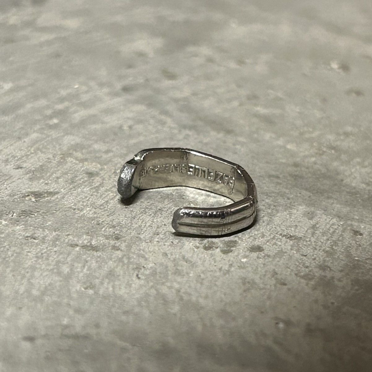 Vintage Custom 1/1 Ring Size ONE SIZE - 4 Thumbnail