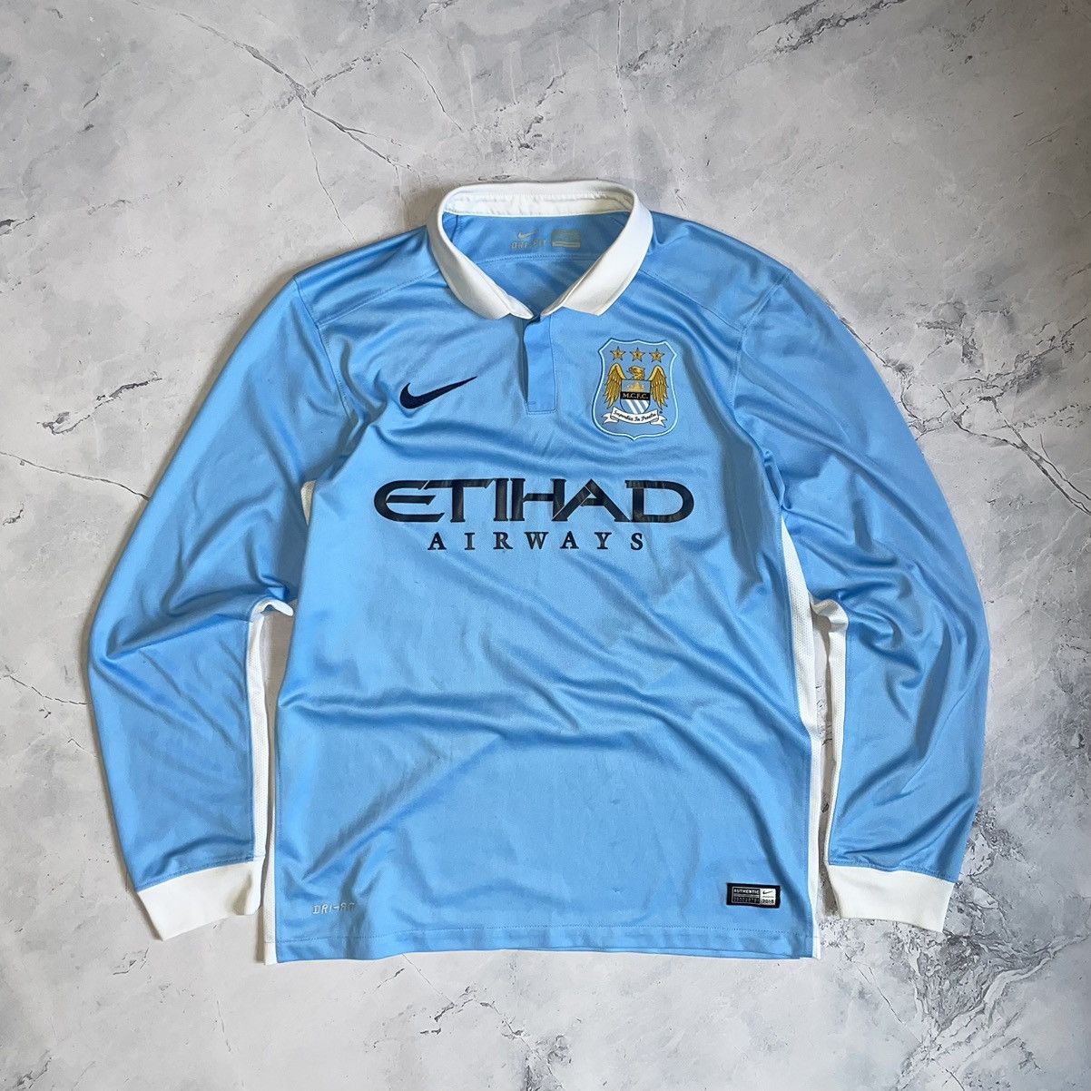 Nike Nike Manchester City FC Vintage Jersey Size US L / EU 52-54 / 3 - 1 Thumbnail