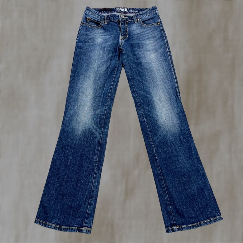 Wrangler Wrangler Rock 47 Jeans Women Bootcut 7/8 x 32 Low Rise Dark Wash Blue Denim Stretch Regular 5-Pocket Size 30" / US 8 / IT 44 - 1 Thumbnail