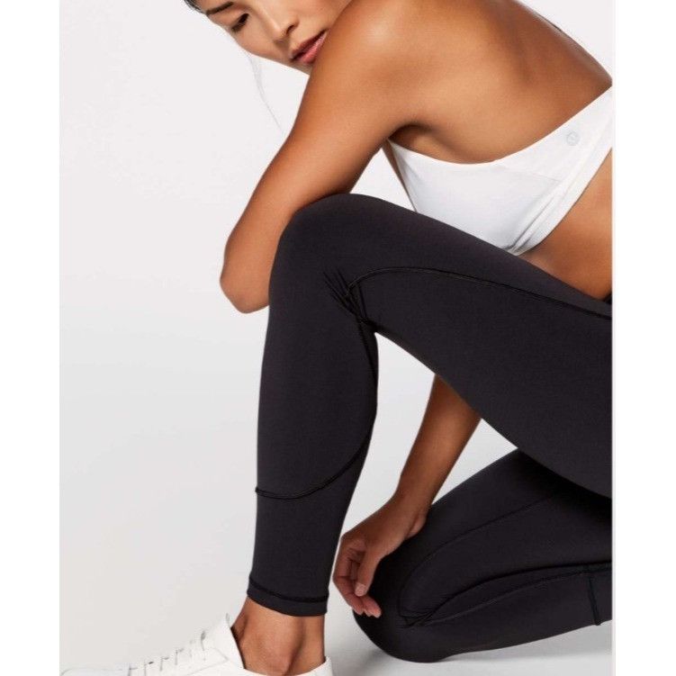 Lululemon 𝓛𝓾𝓵𝓾𝓵𝓮𝓶𝓸𝓷 In Movement 7/8 Tight *Everlux 25" Size 6 Size 28" / US 6 / IT 42 - 3 Thumbnail