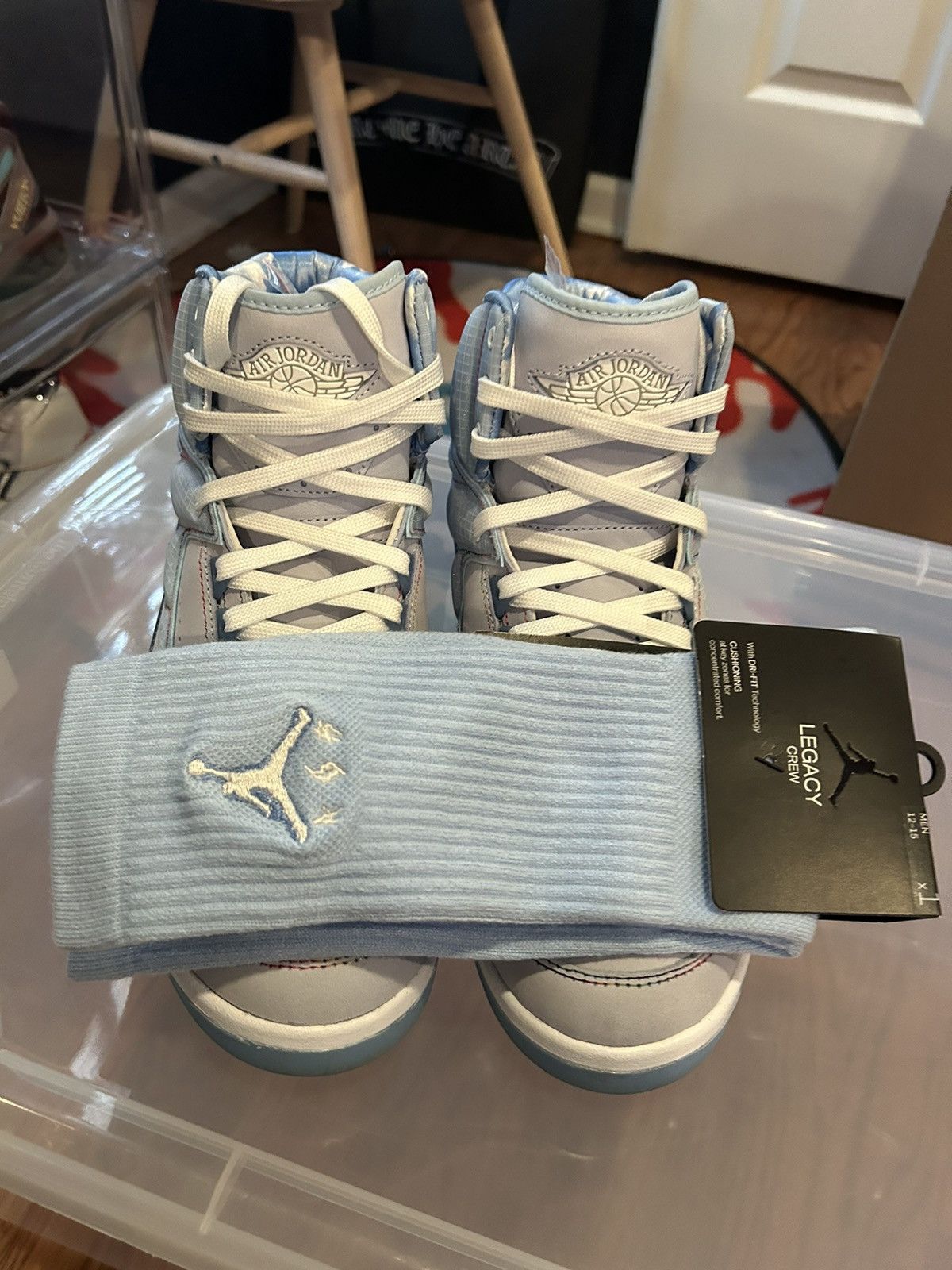 J Balvin × Jordan Brand × Nike Jordan 2 Retro J Balvin Size US 10 / EU 43 - 8 Thumbnail