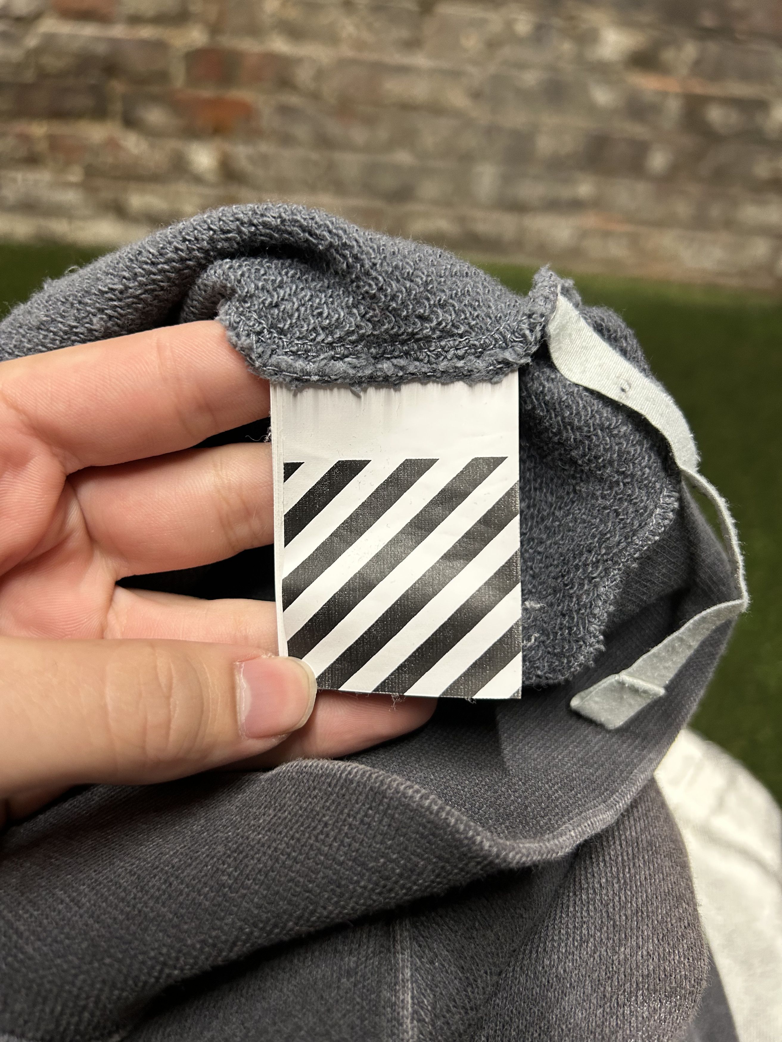 Off-White Off White Water Delay Sweatshirt Size US XL / EU 56 / 4 - 5 Thumbnail