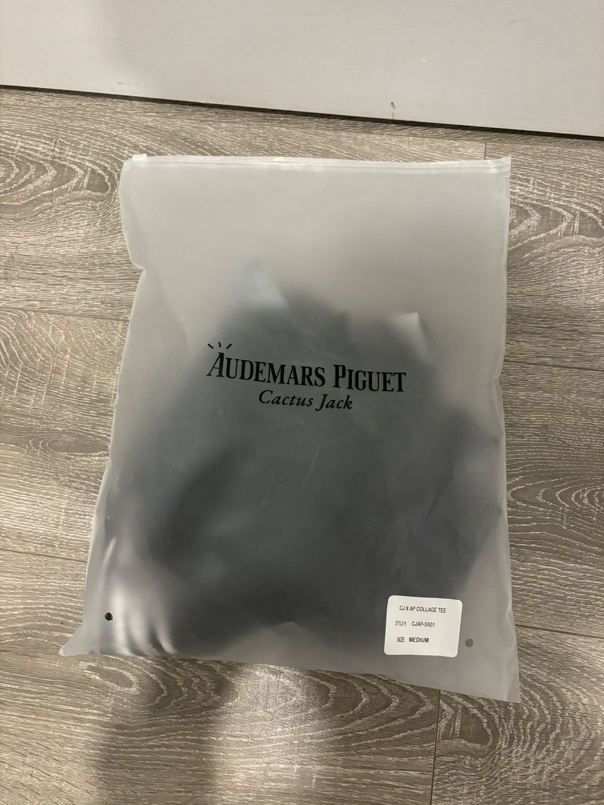 Audemars Piguet × Travis Scott Cactus Jack Travis Scott x Audemars Piguet Collage T-Shirt Size US M / EU 48-50 / 2 - 5 Thumbnail