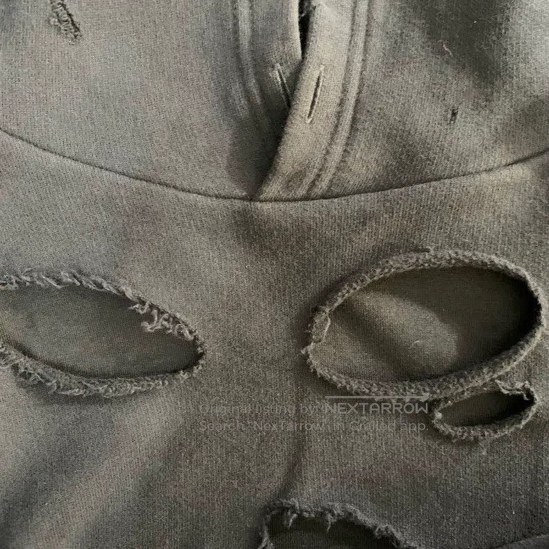 Balenciaga Balenciaga New with Tags - Black Ripped Hole Hooded Sweats Size US XS / EU 42 / 0 - 5 Thumbnail