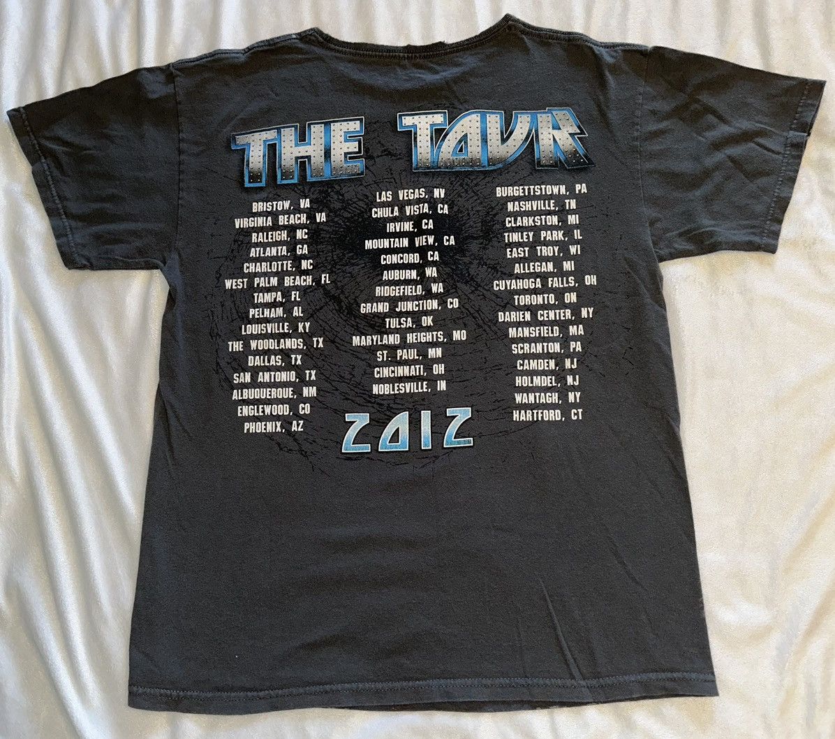 KISS 2012 KISS "Loud and Proud" Concert Tour T-Shirt-Size L Size US L / EU 52-54 / 3 - 5 Thumbnail