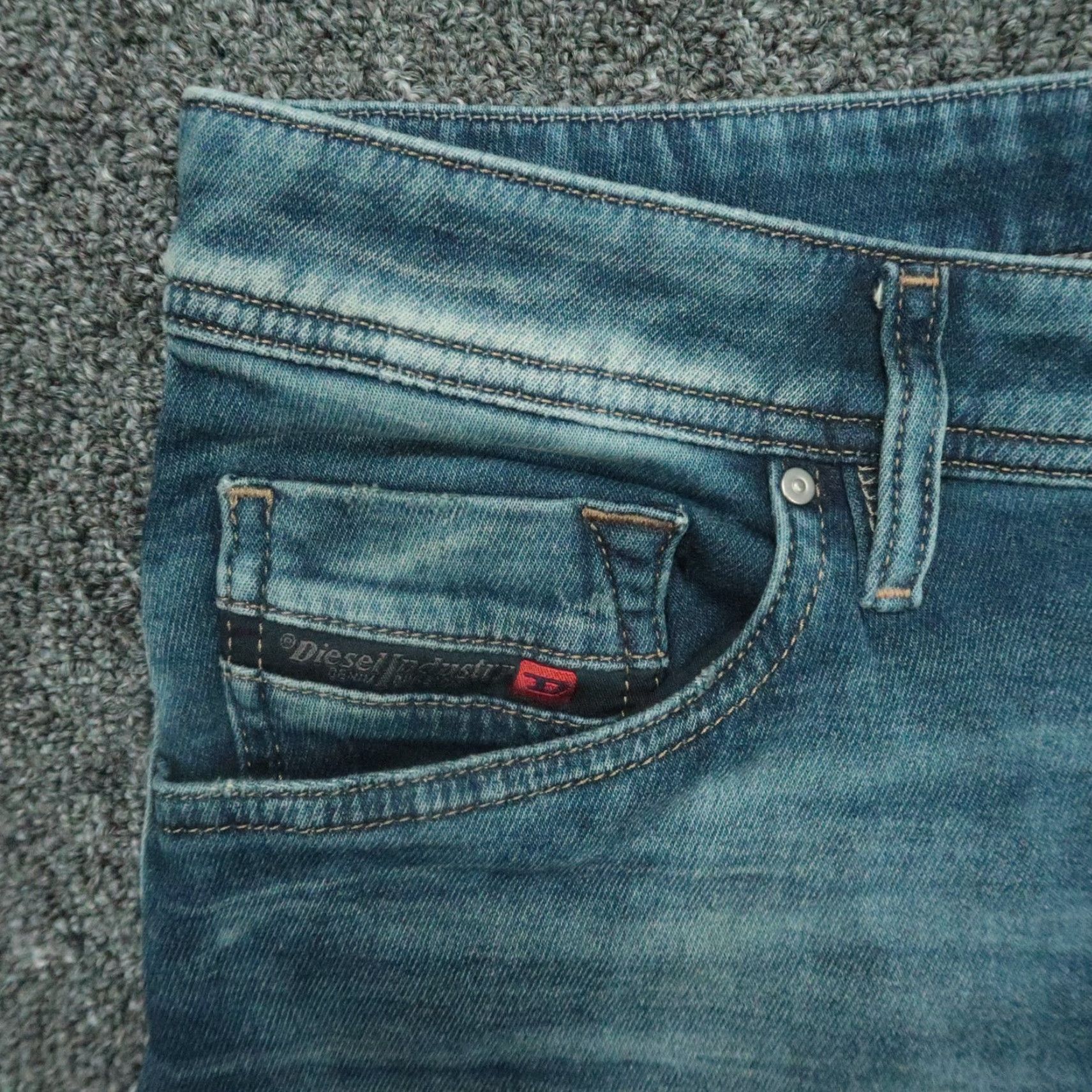 Diesel Diesel Jeans Mens 33x30 Blue Narrot T Joggjeans Distressed Stretch Denim Slim Straight 5-Pocket Regular Adult Mens Size US 33 - 3 Thumbnail