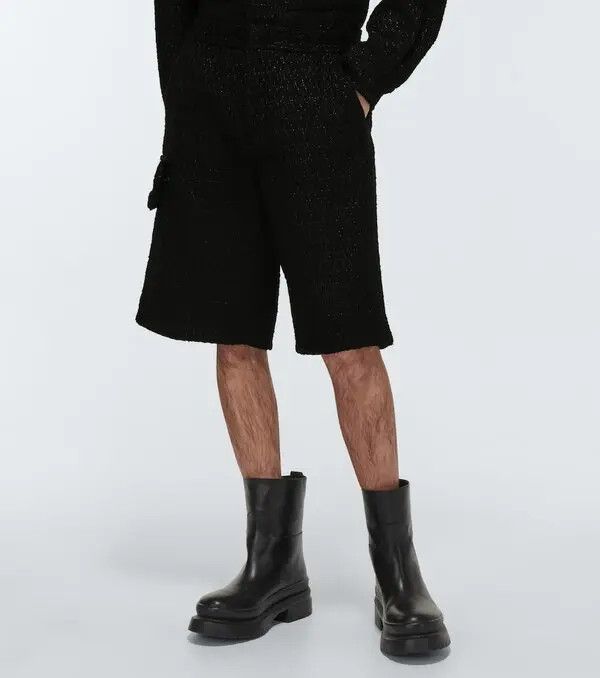 Valentino o1y0525 Short in Black Size US 34 / EU 50 - 2 Thumbnail