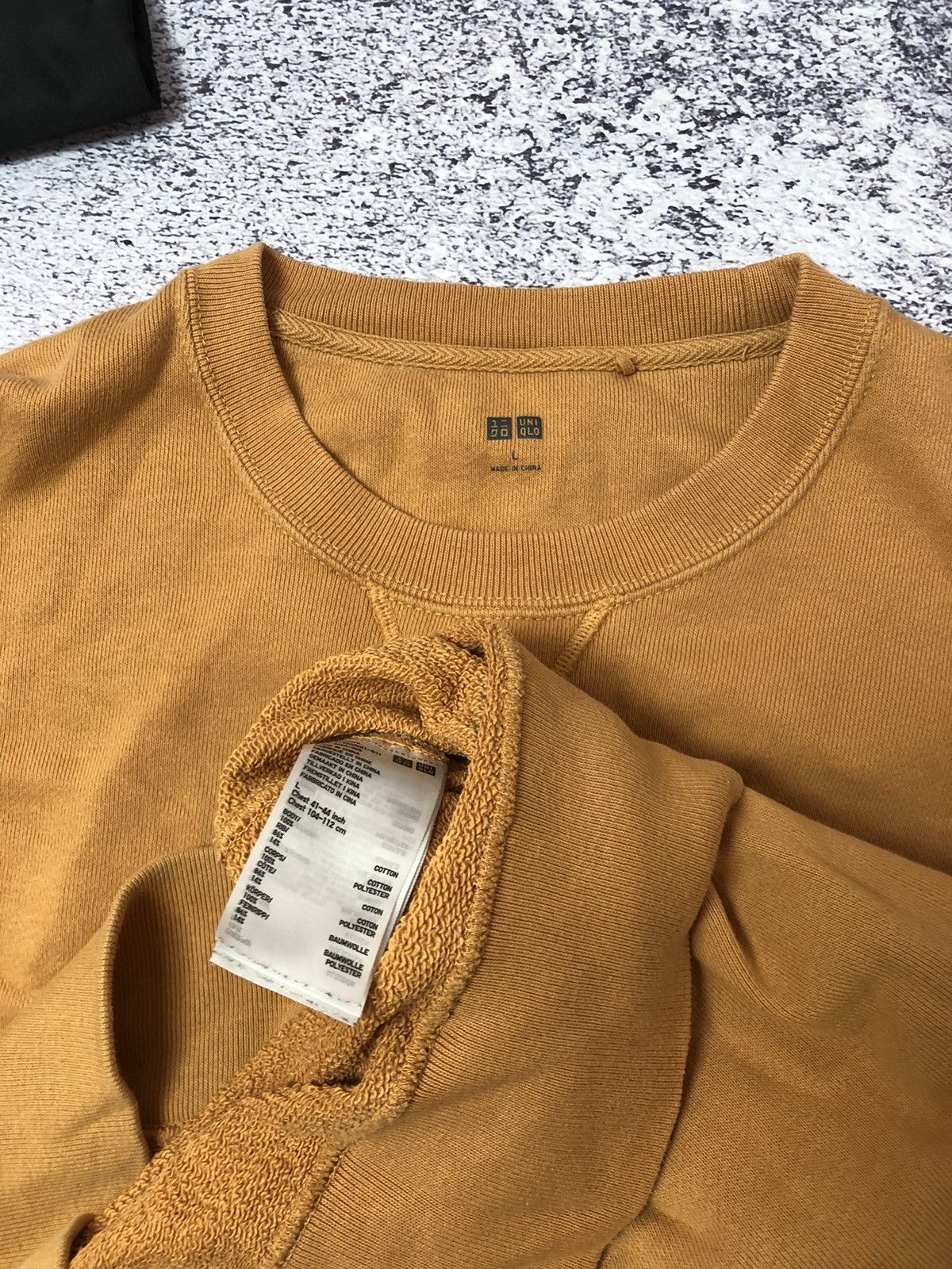 Uniqlo Men’s sweater Uniqlo size L y2k Japan Size US L / EU 52-54 / 3 - 5 Thumbnail